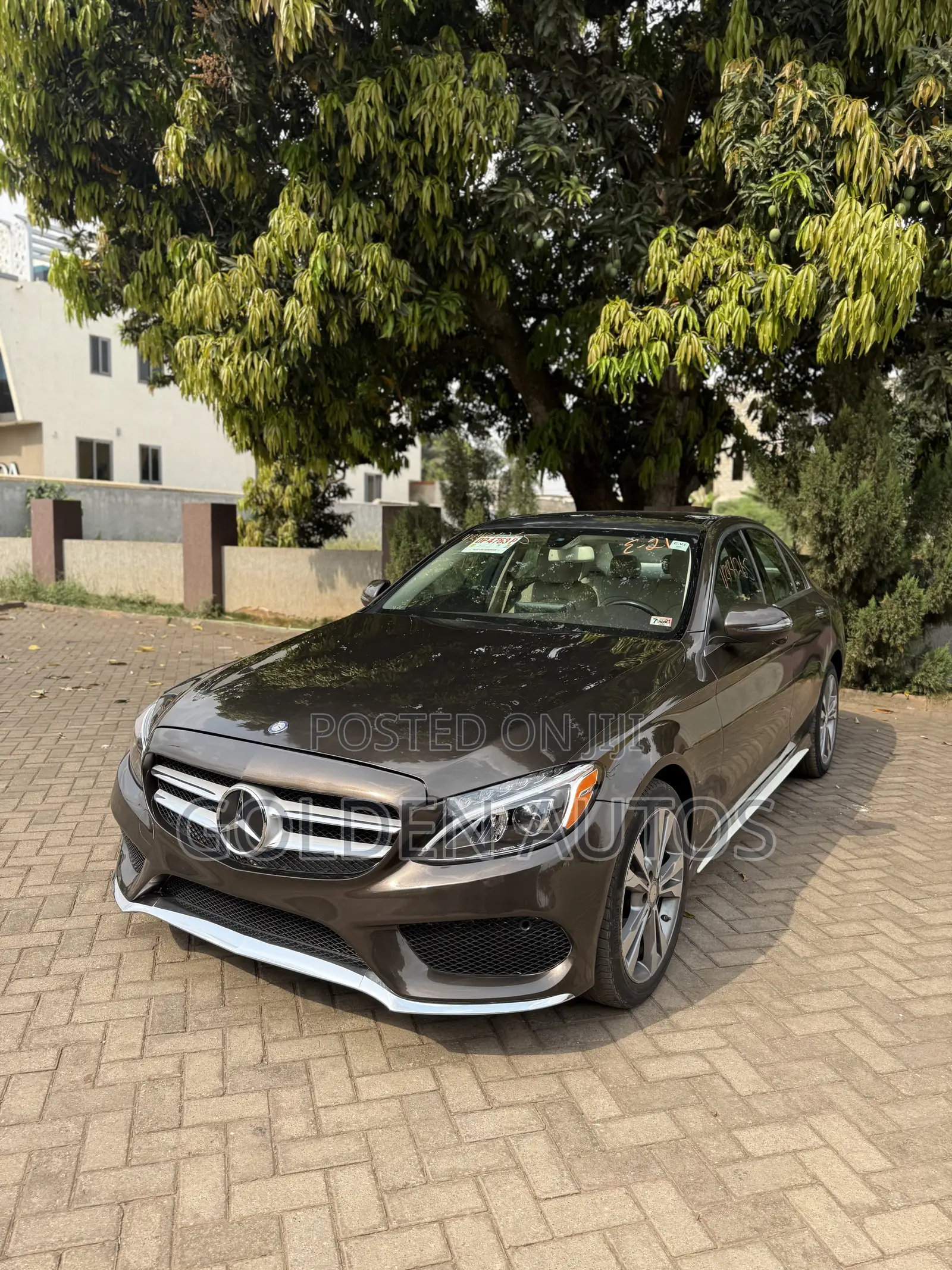 Mercedes-Benz C300 Luxury 4matic Sedan AWD (2.0L 4cyl 7A) 2017 Brown