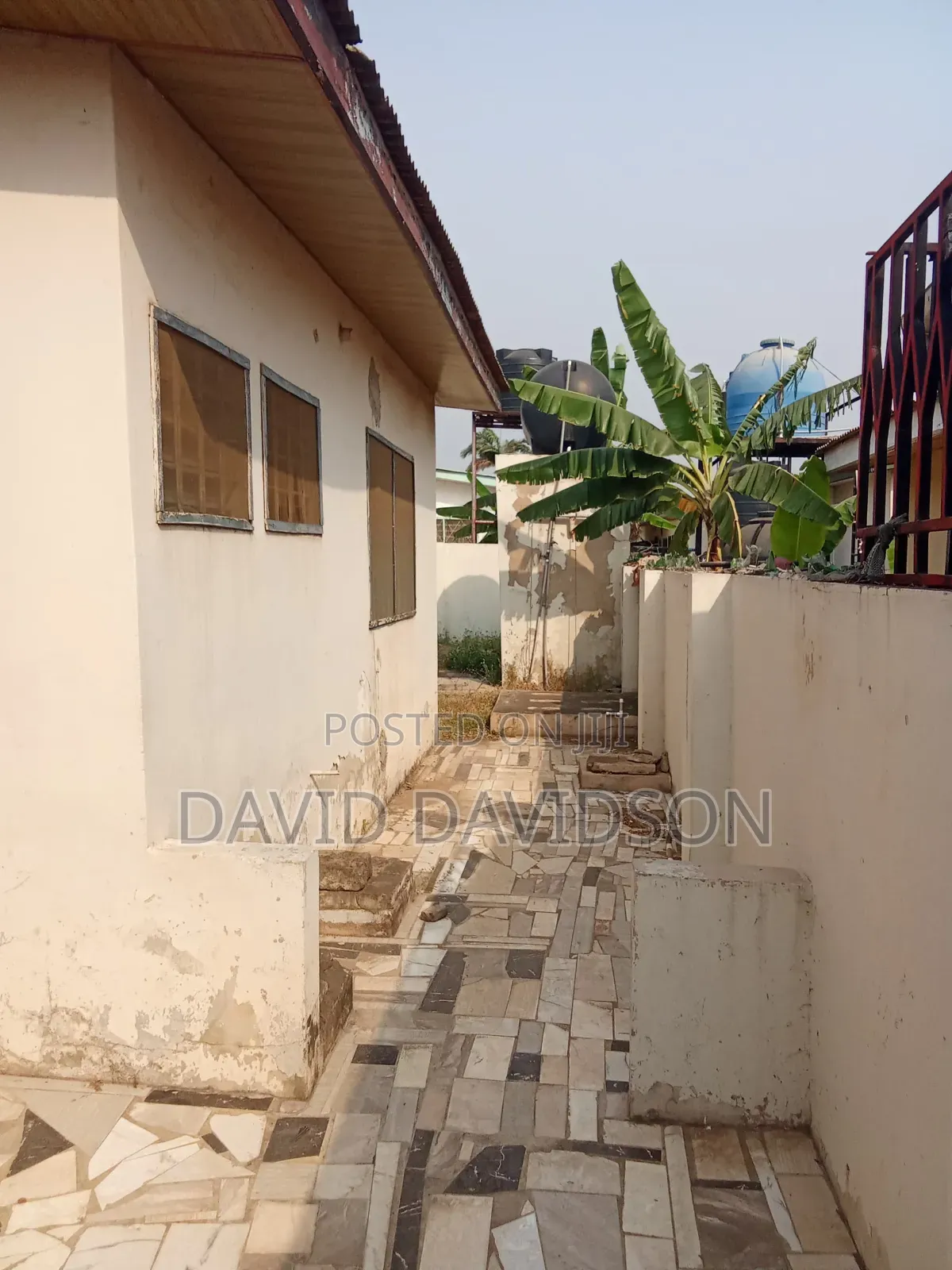 3bdrm House in 3 Bedroom House, Tema Metropolitan for sale