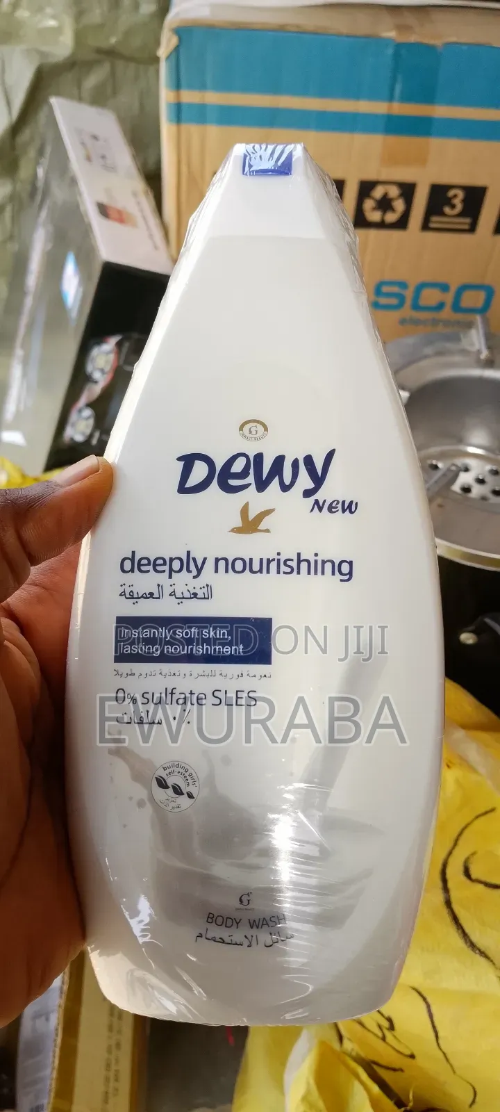 Dewy Rejuvenating Plant Based Body Wash