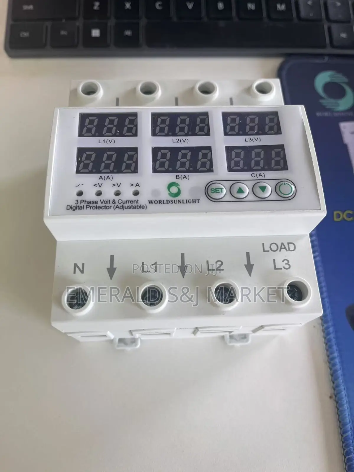 4p 100a Three-Phase Automatic Adjustable Voltage Regulator