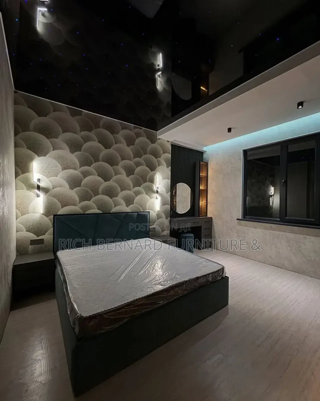 Modern Queen Size Bed + Dresser Set