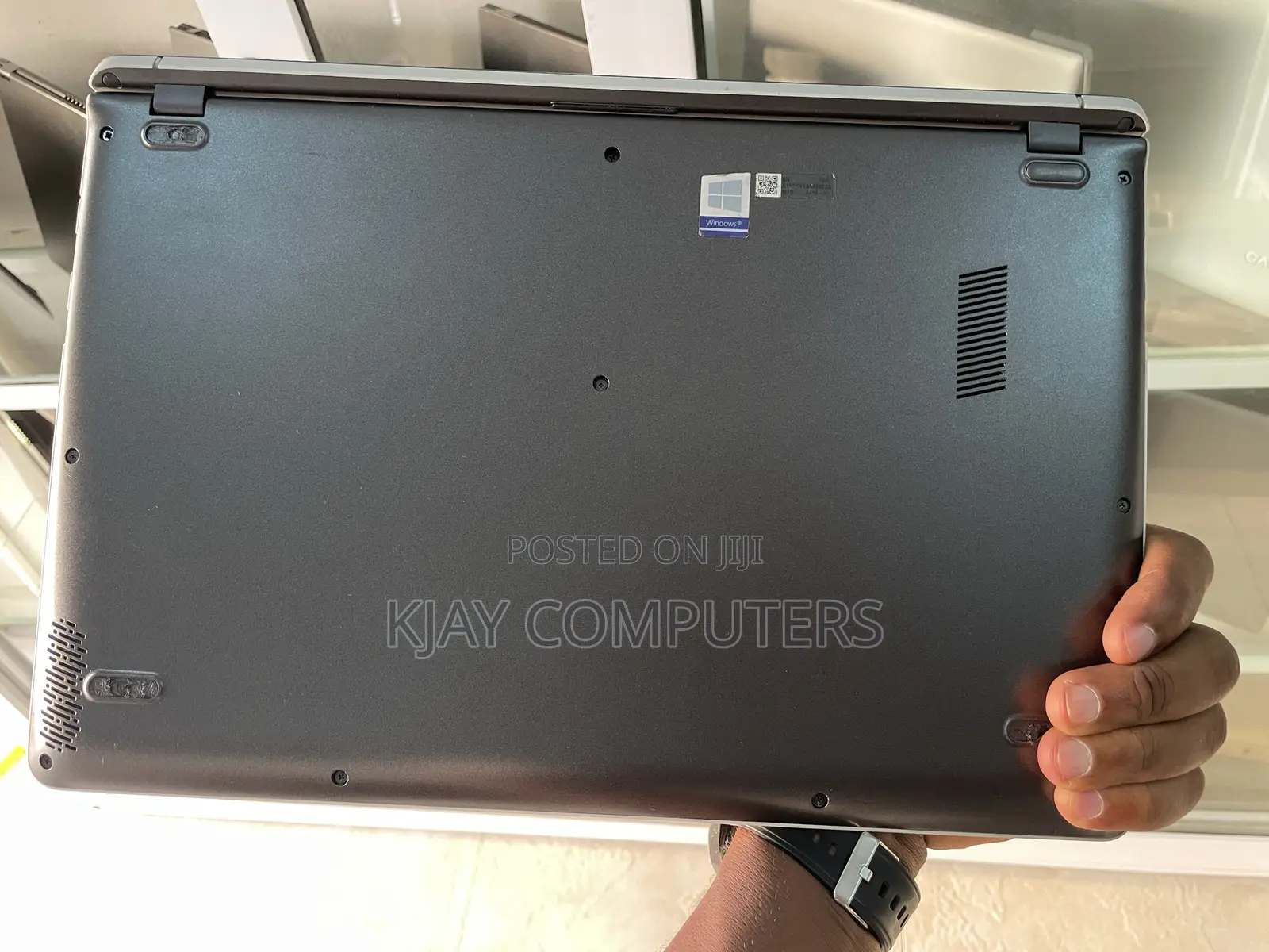 Laptop Asus VivoBook X540SA 8GB Intel Core i3 SSD 256GB