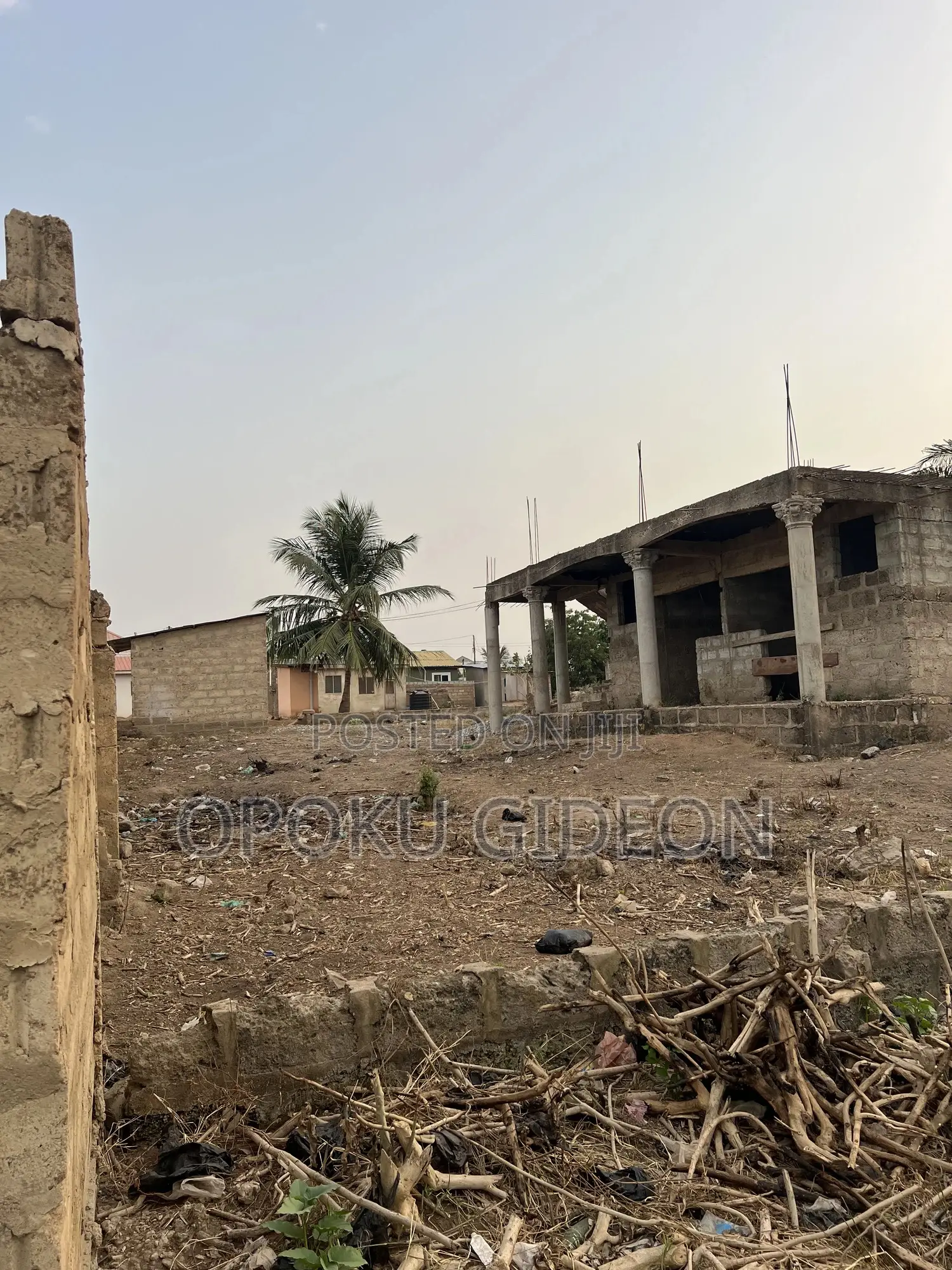 2 Bedrooms Uncompleted for Sale