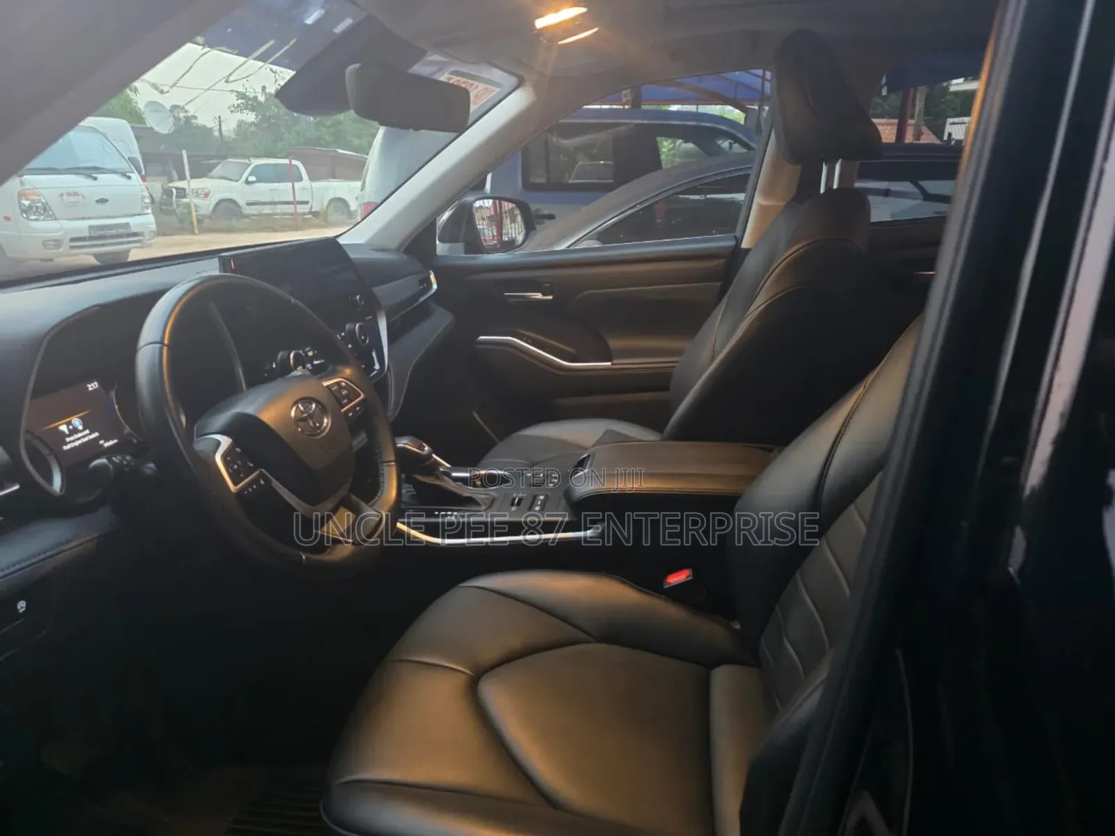 Toyota Highlander Platinum FWD 2023 Black