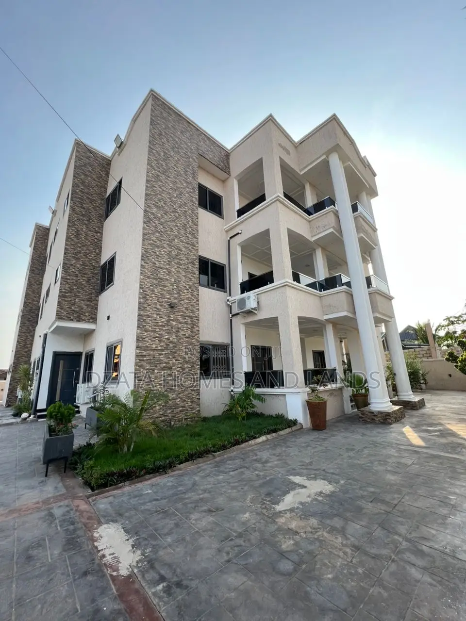 3bdrm Apartment in Zenith Bank, Spintex for rent