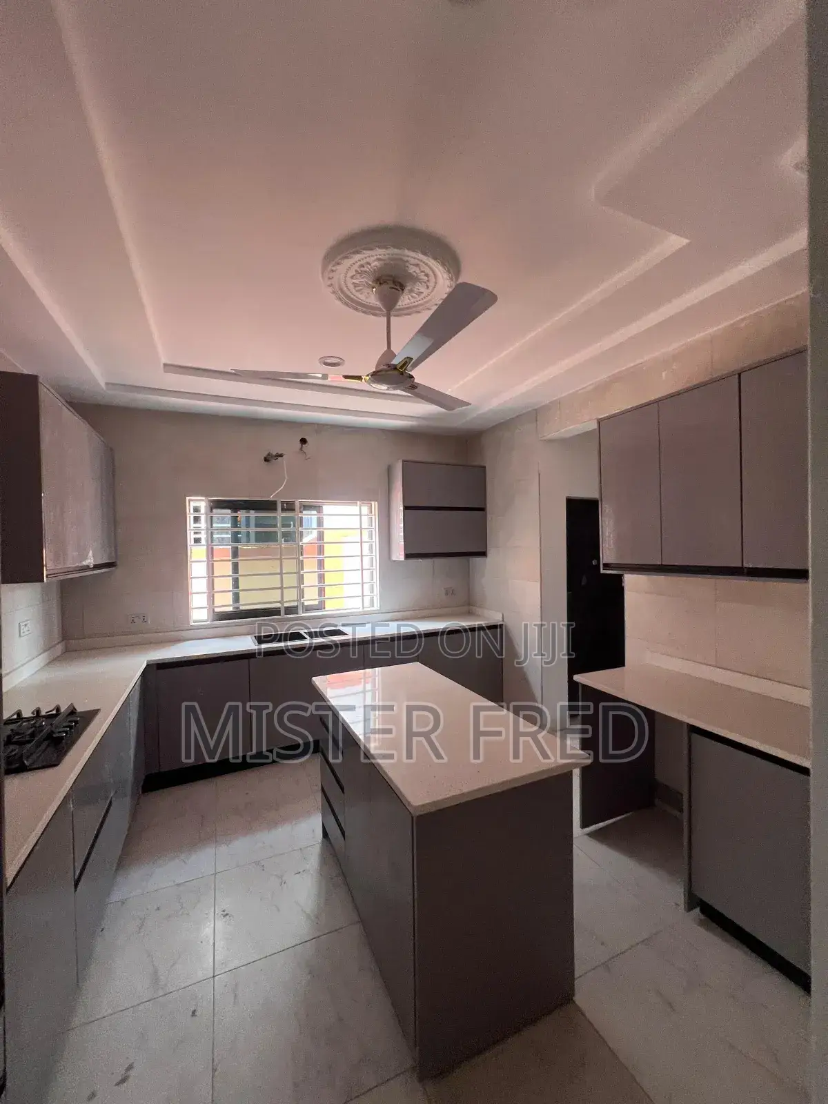 3bdrm House in Kokrobite, Weija for sale
