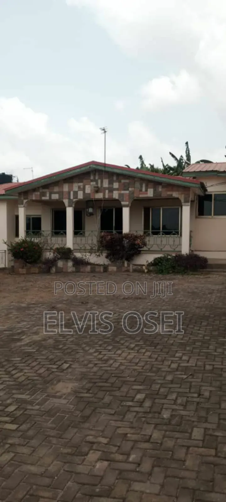 4bdrm House in Gbawe Zeroo for sale