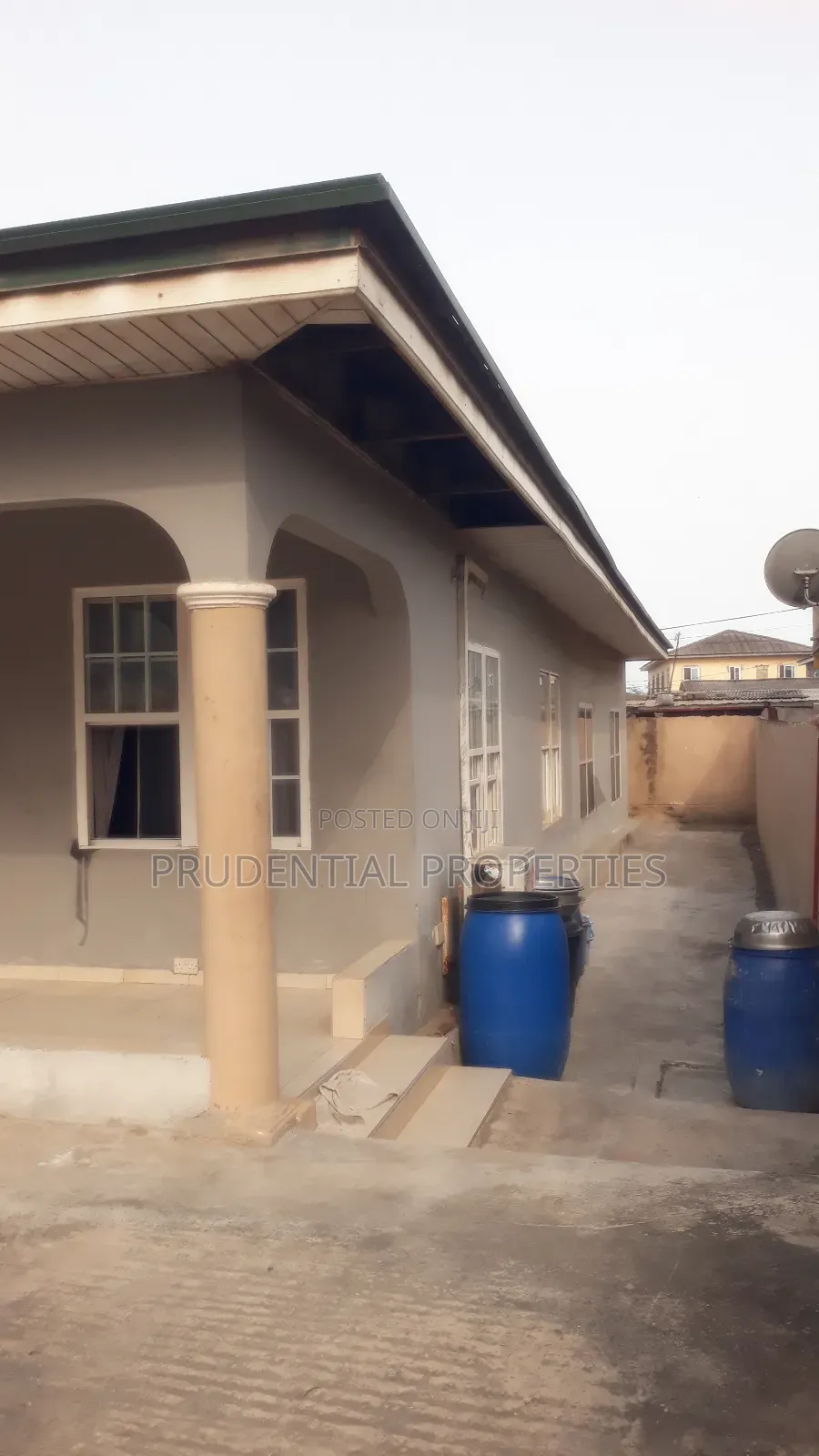 4bdrm House in Stadium Area for rent