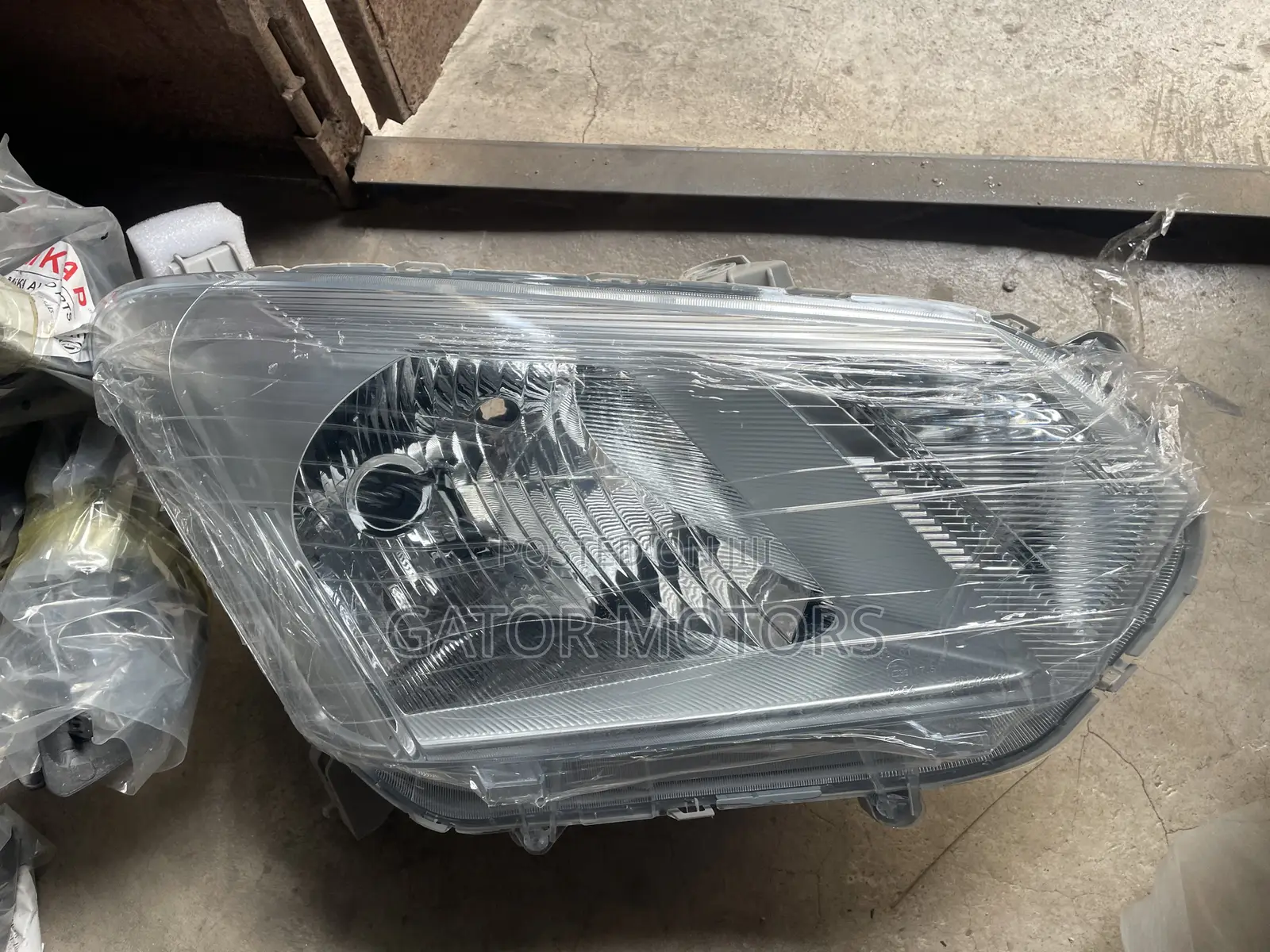 Isuzu D Max Headlight (Pair)