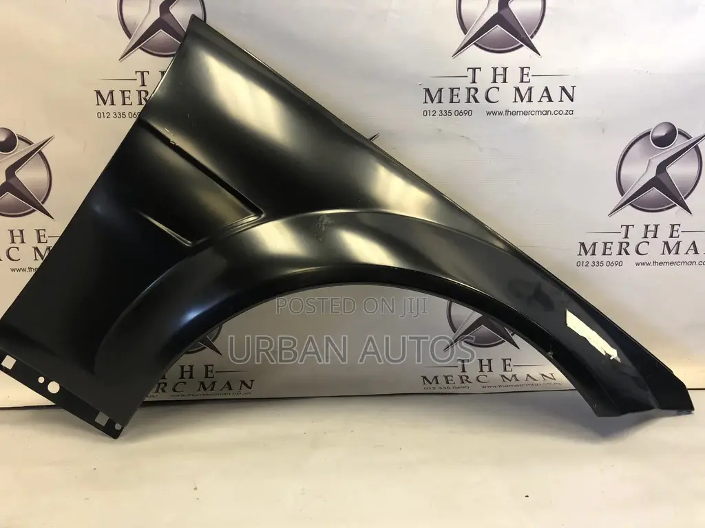 Mercedes W204 Fender C-Class