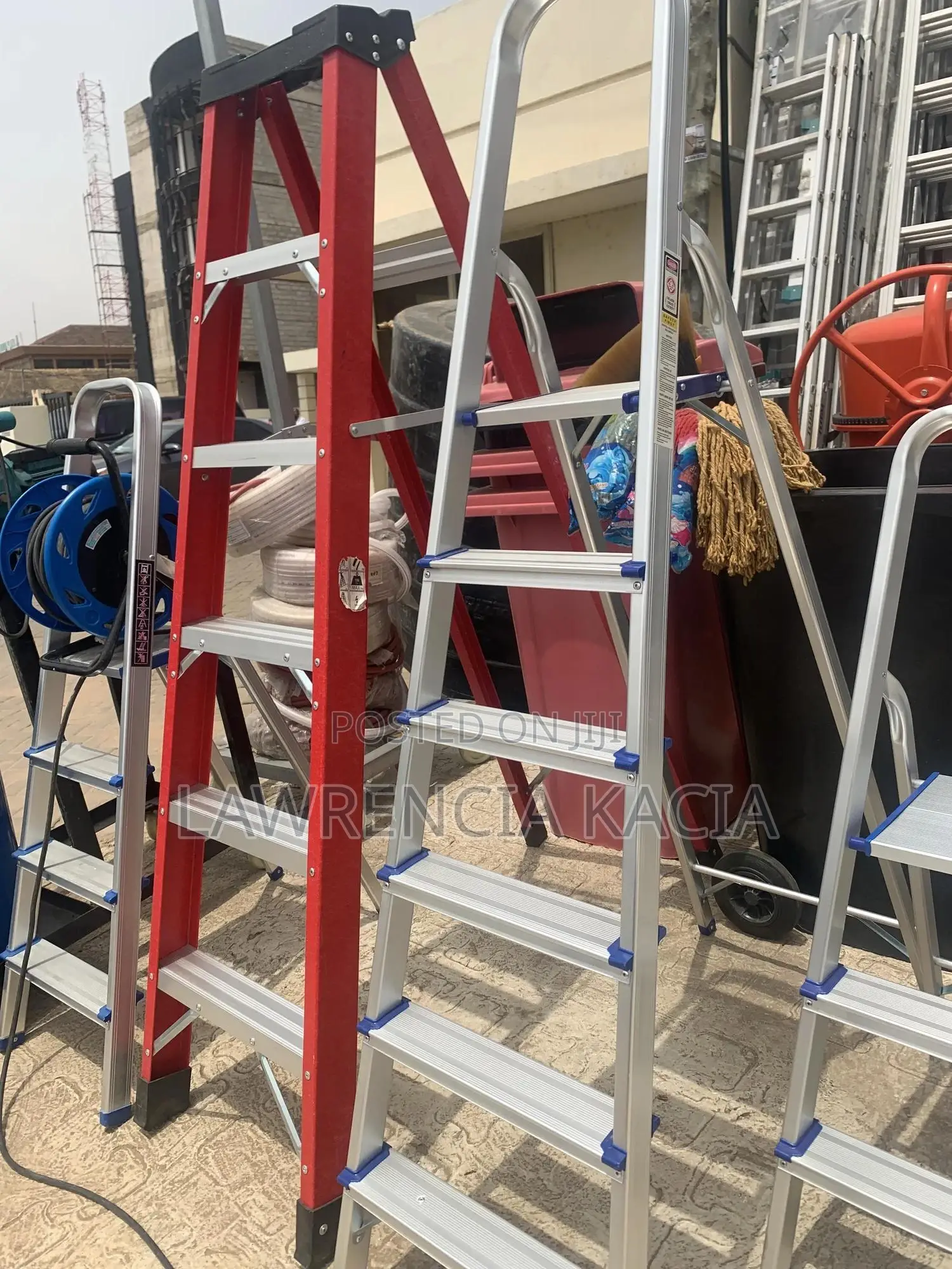 4*4 Foldable Aluminium Ladder