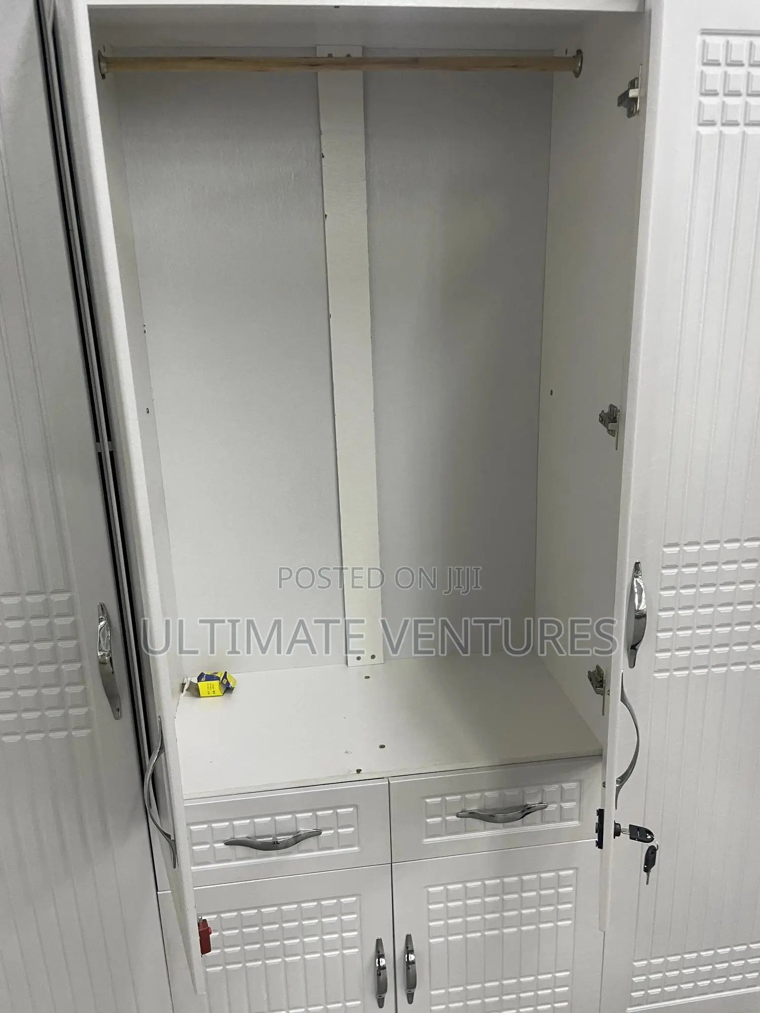 Wardrobe 4 in 1