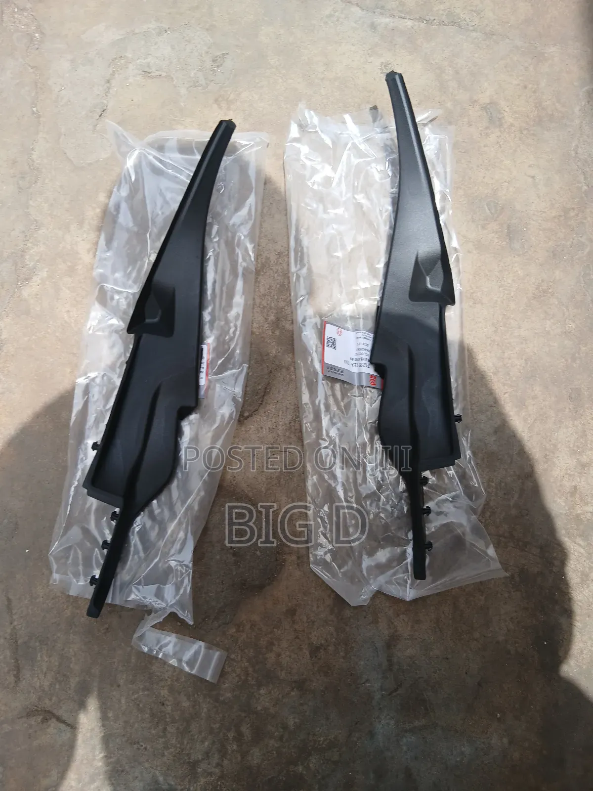 Honda Civic 2016 Wiper Panel Ends Pair