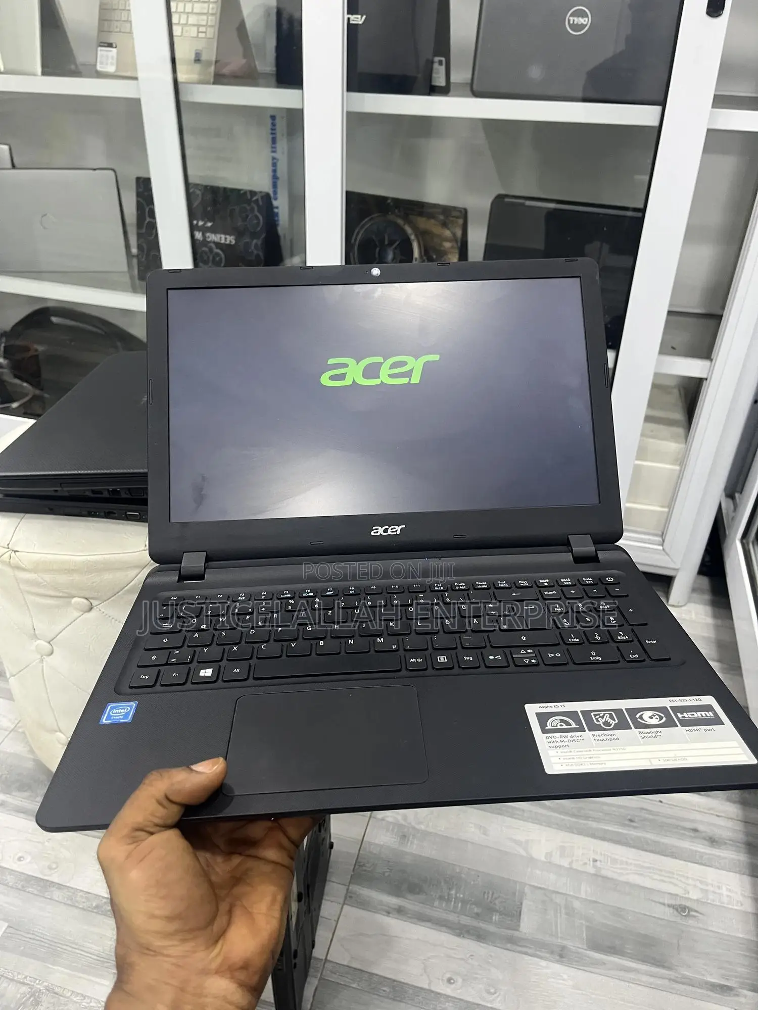 Laptop Acer Aspire ES1-533 4GB Intel Celeron HDD 1T