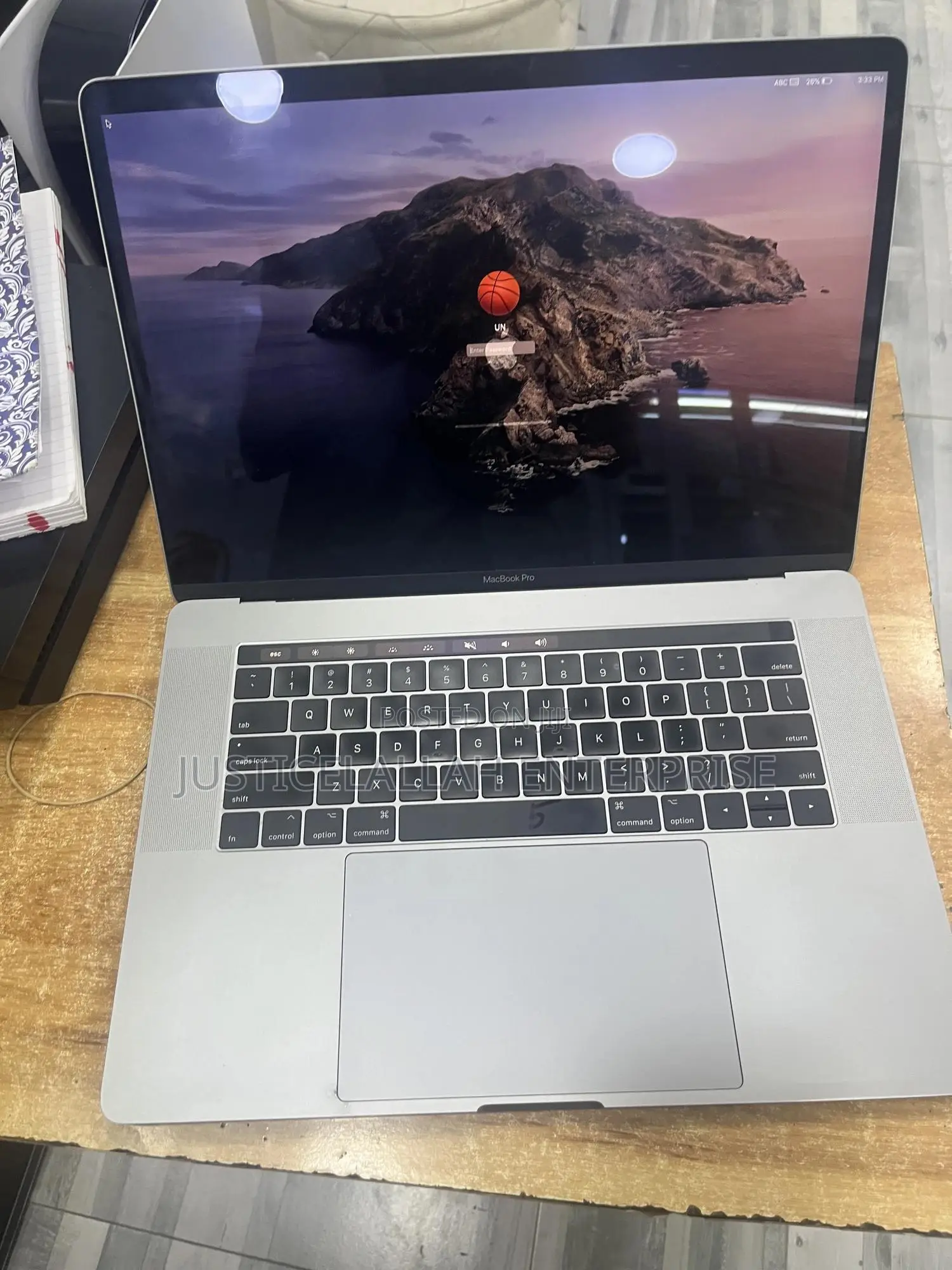 Laptop Apple MacBook Pro 2017 16GB Intel Core i7 SSD 500GB