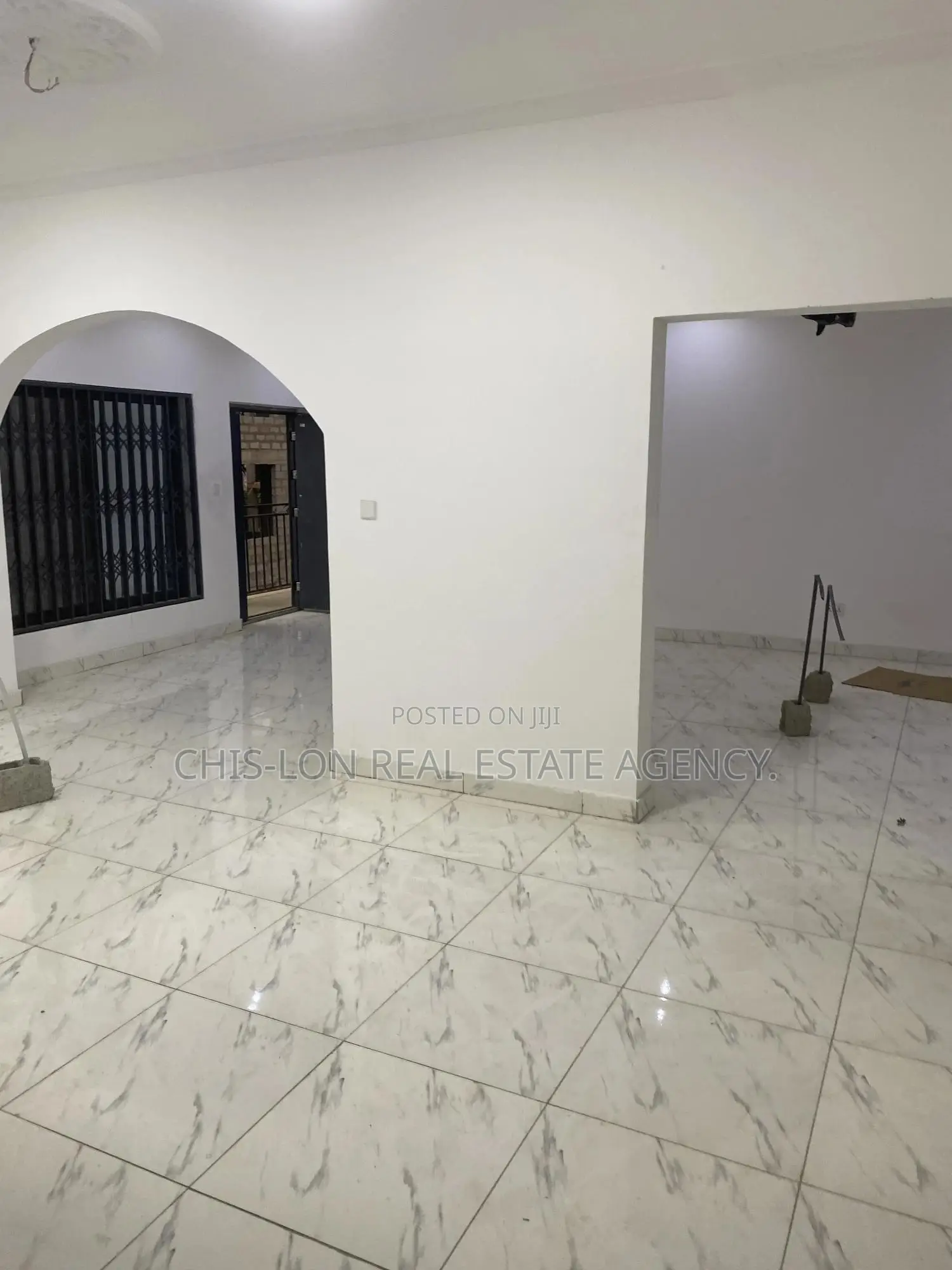 2bdrm Apartment in Chis-Lon Real Estate, Akweley for rent