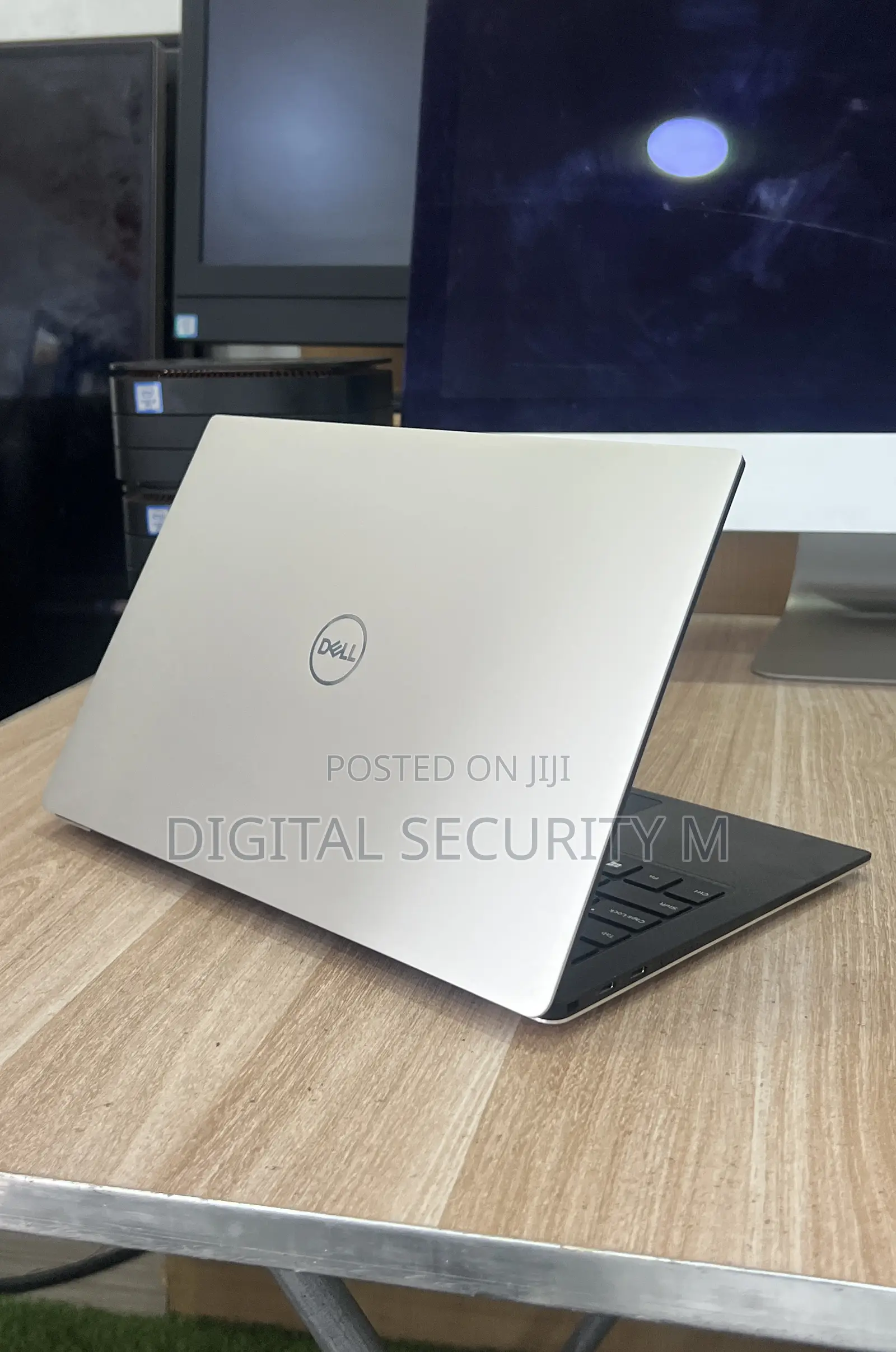 Laptop Dell XPS 13 7390 16GB Intel Core i7 SSD 256GB