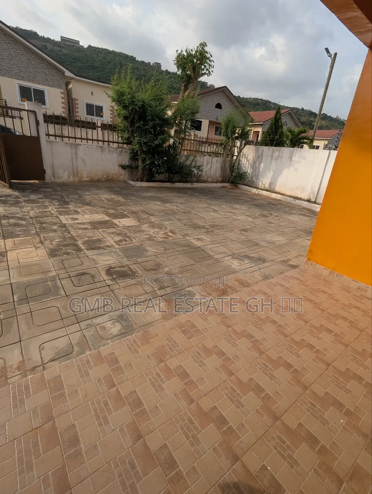 2bdrm House in Ghana Flag for rent