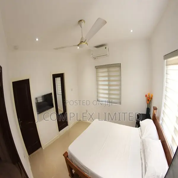 5bdrm House in North Ridge for rent