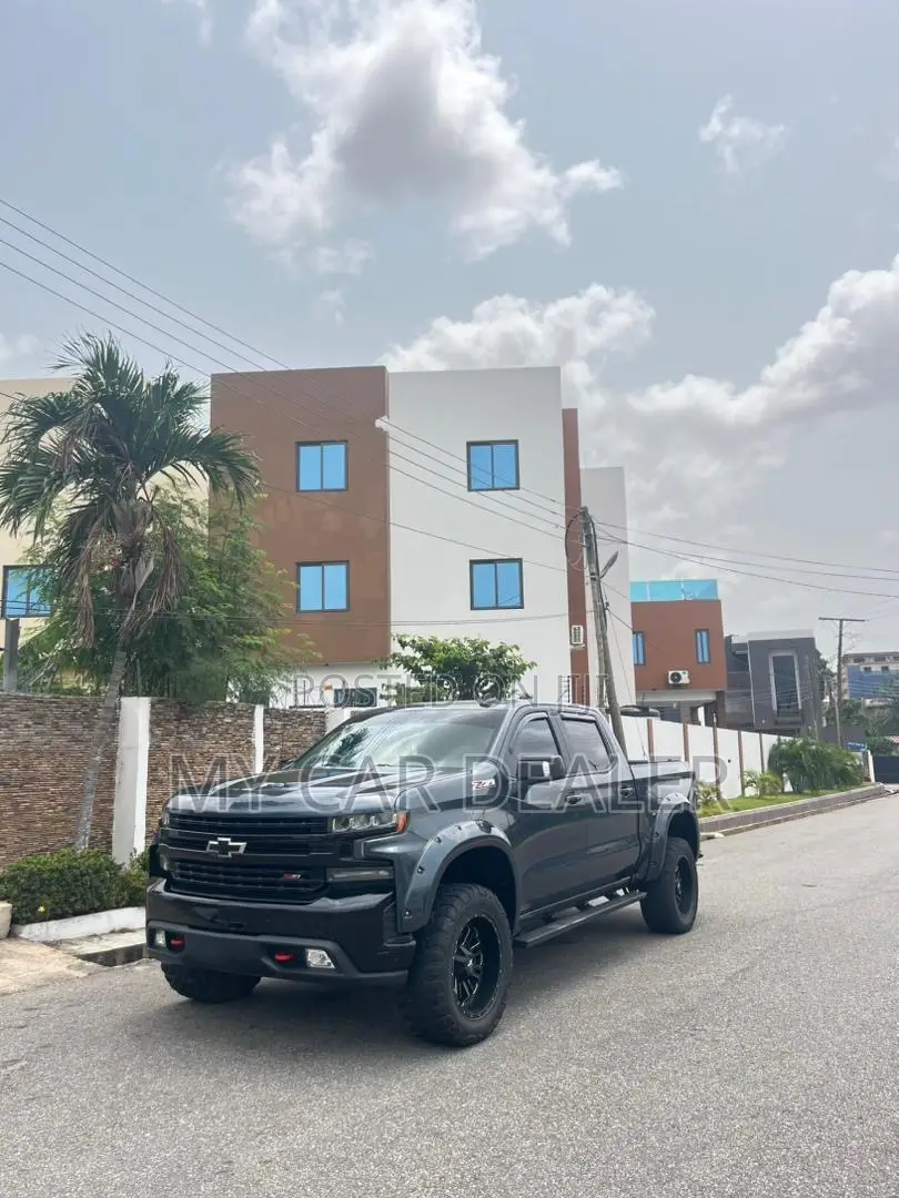 Chevrolet Silverado 2019 Black