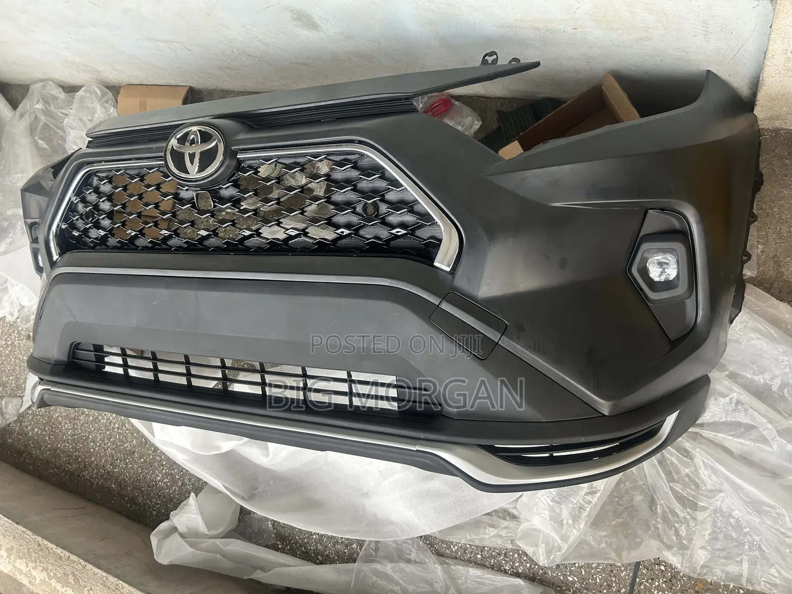 Toyota Rav4 2023 Front Bumper Complete and All Kinds of Parts