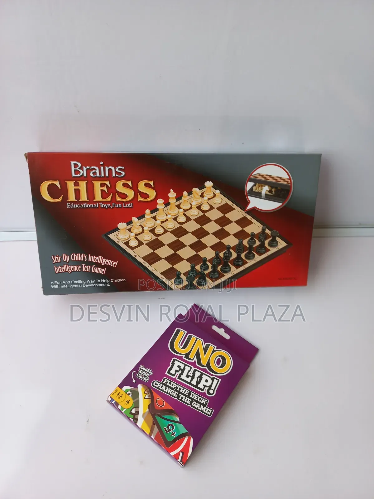 Chess Game + Uno Flip