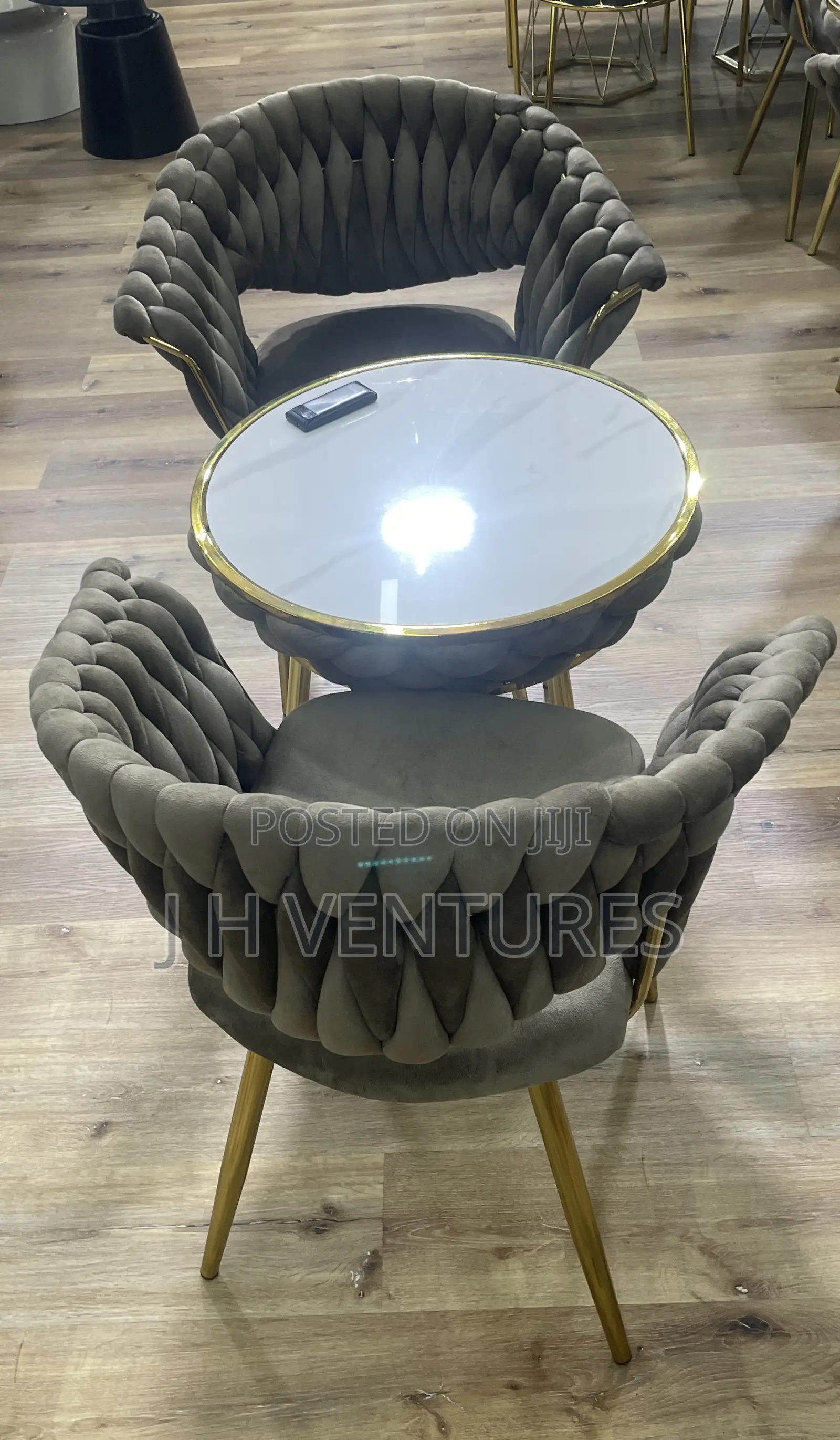 Leisure Table Set