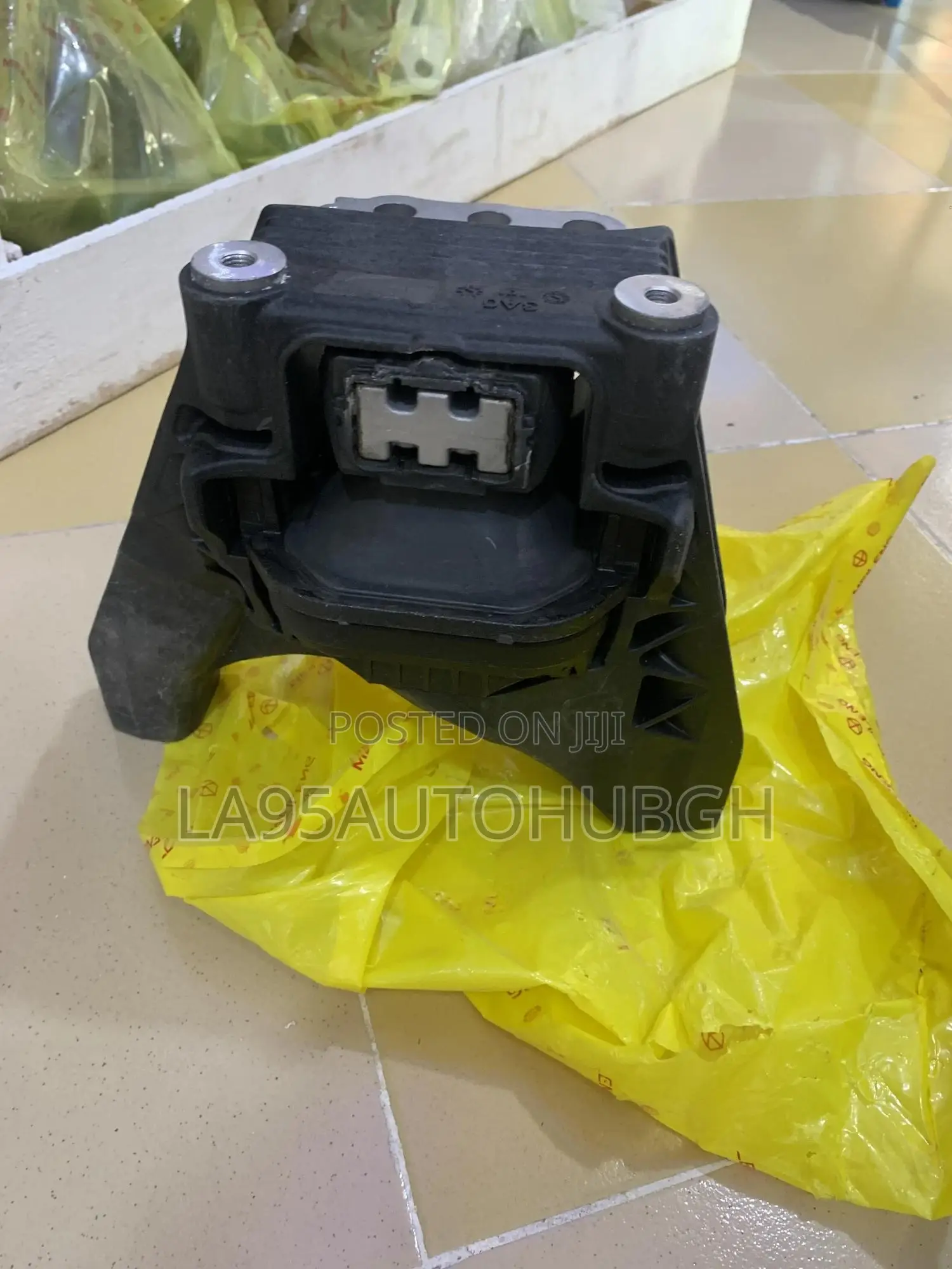 Honda Cr-v 2023,2024,2025 Rubber Engine Mount/Seat Top
