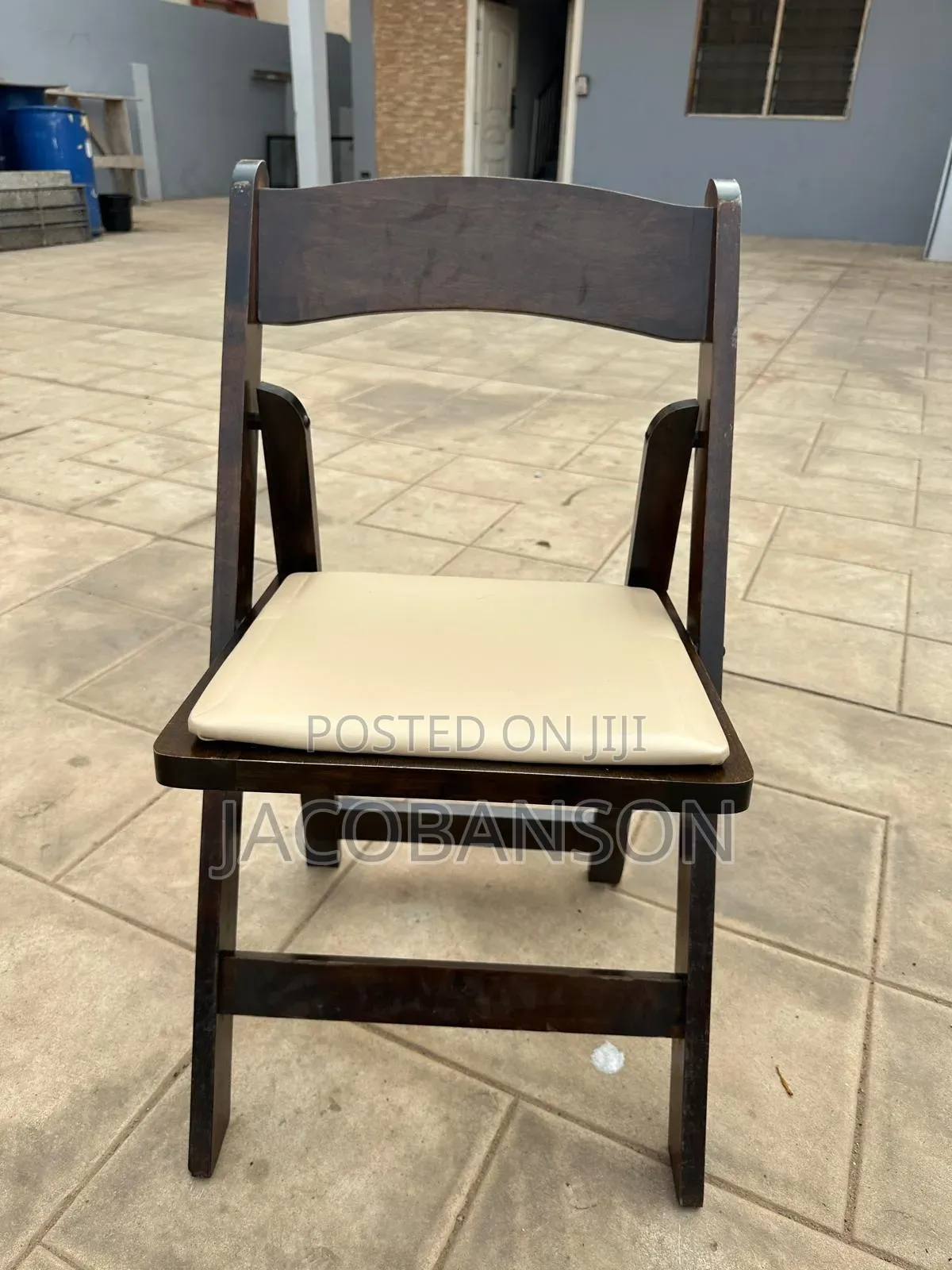 Furnitures