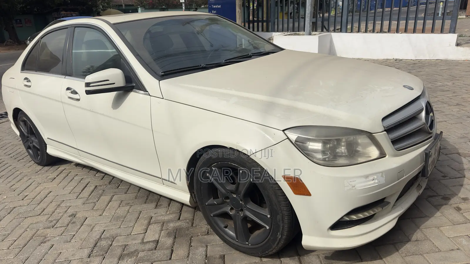 Mercedes-Benz C300 2011 White