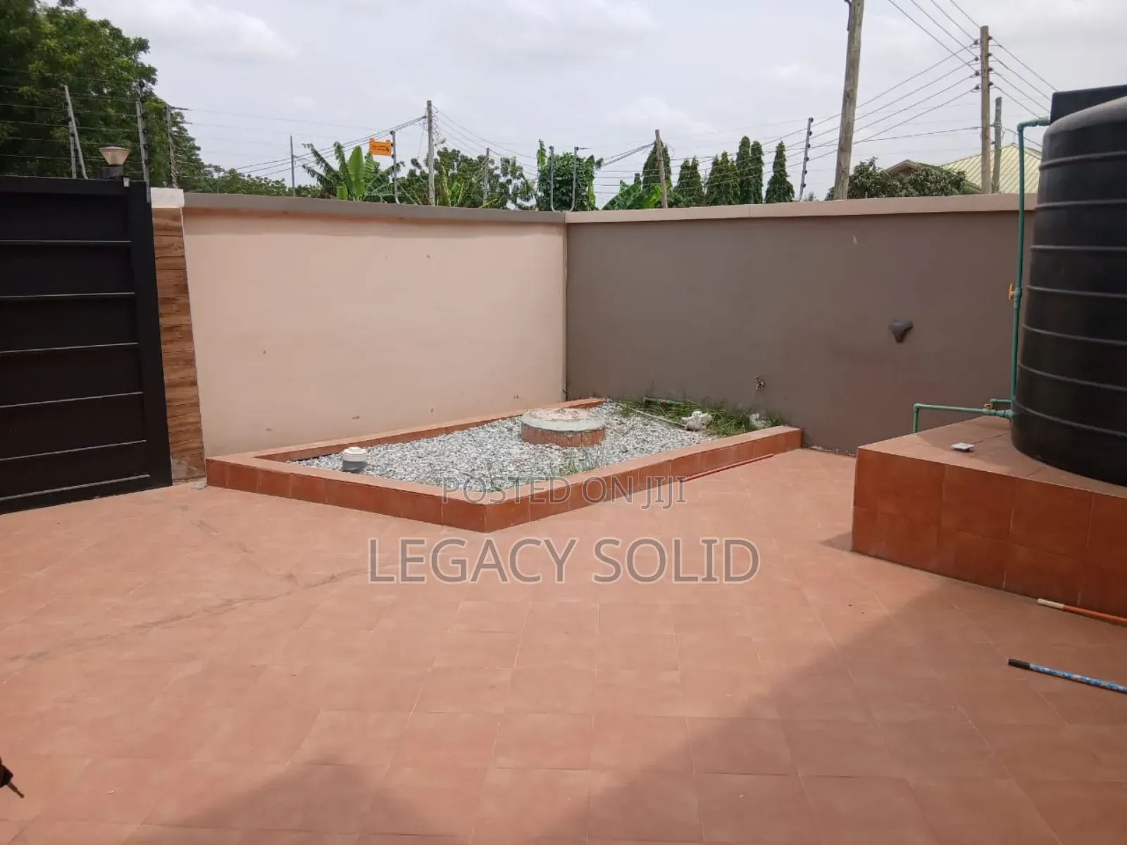 2bdrm House in Legacy Solid Real, Tseaddo for rent