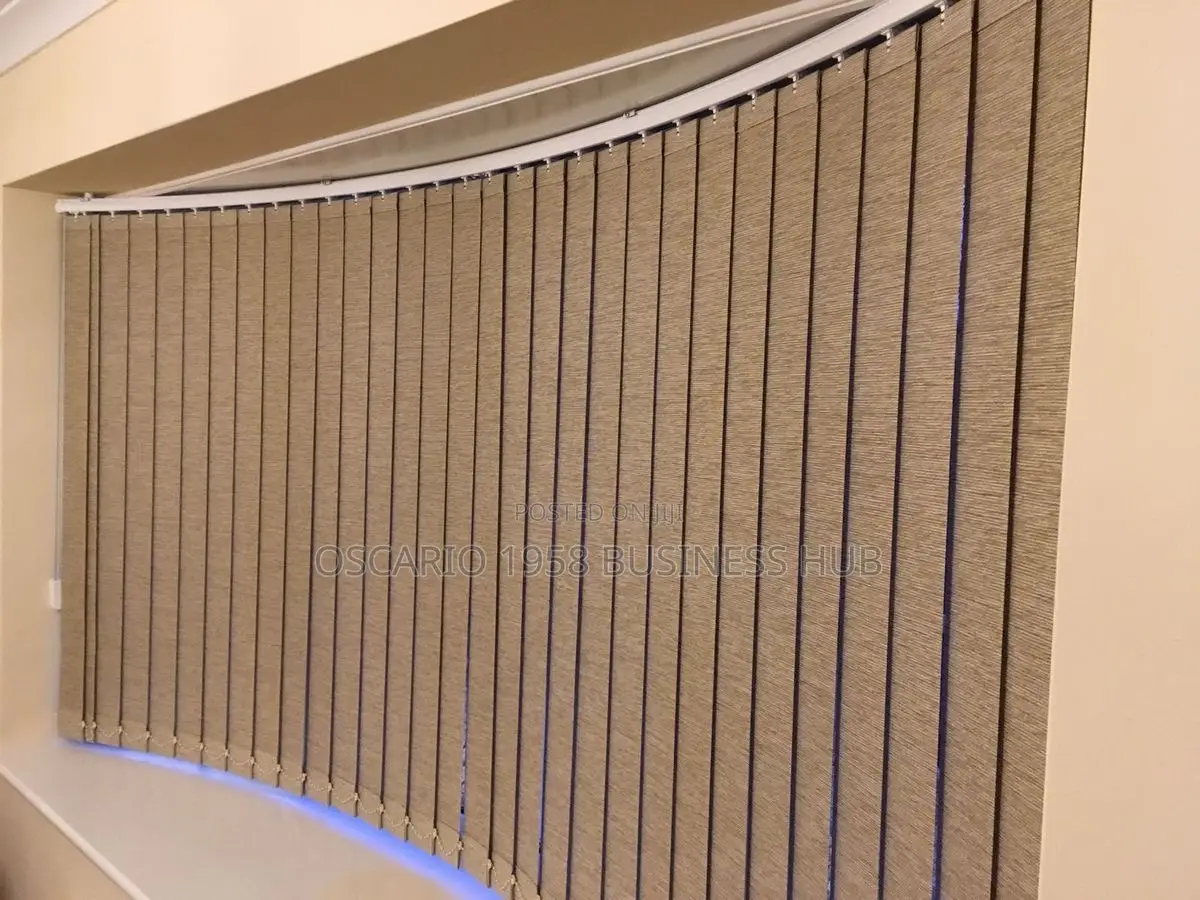 Kiwi Kiss Modern Design Vertical Curtain Blinds 