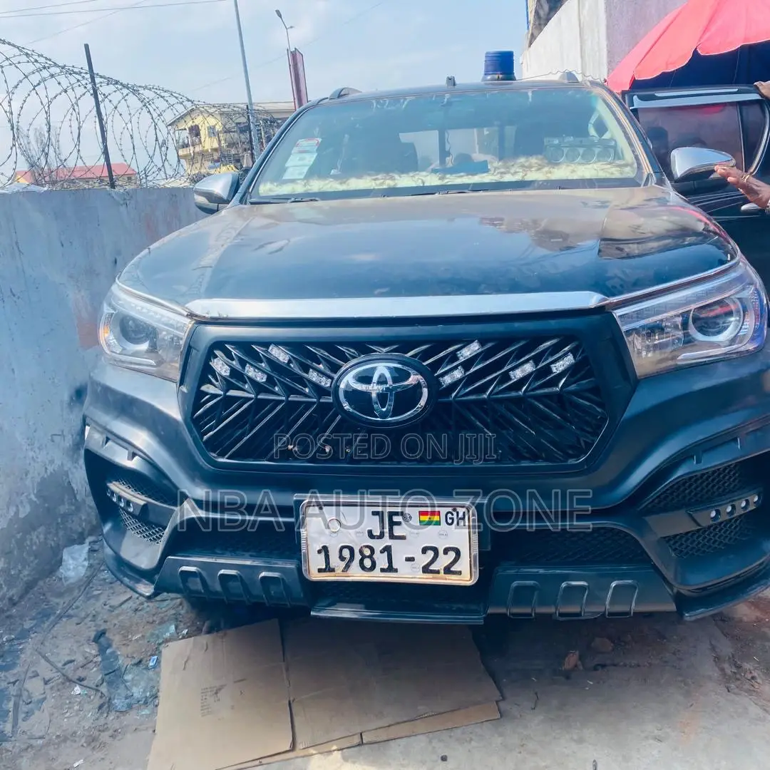 Toyota Hilux 2017-19 Complete Spec Bumper