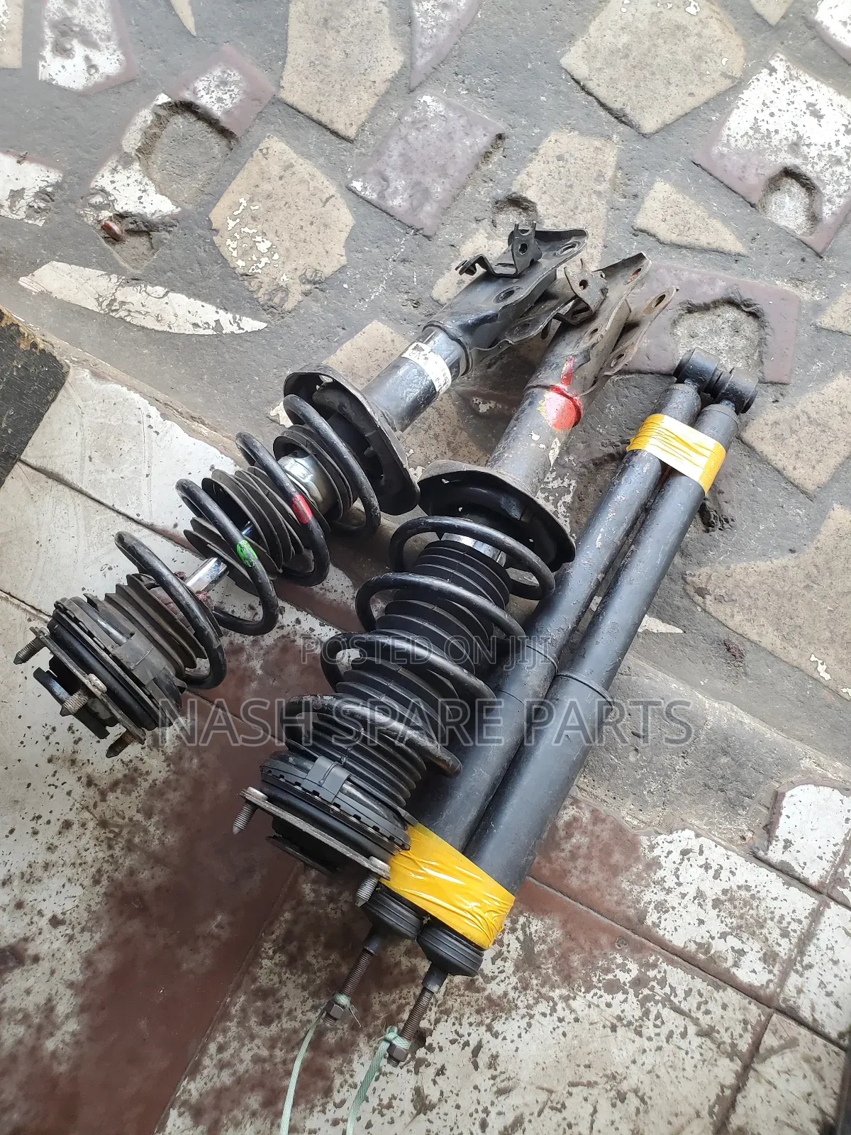 Hnda Civic 2008 Front and Back Shock Absorber