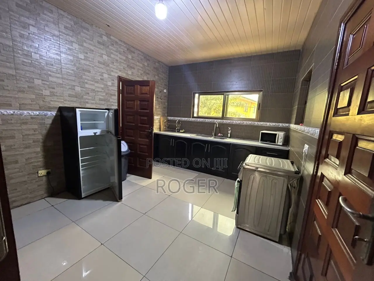 Furnished 3bdrm Apartment in Cantonment, Cantonments for rent