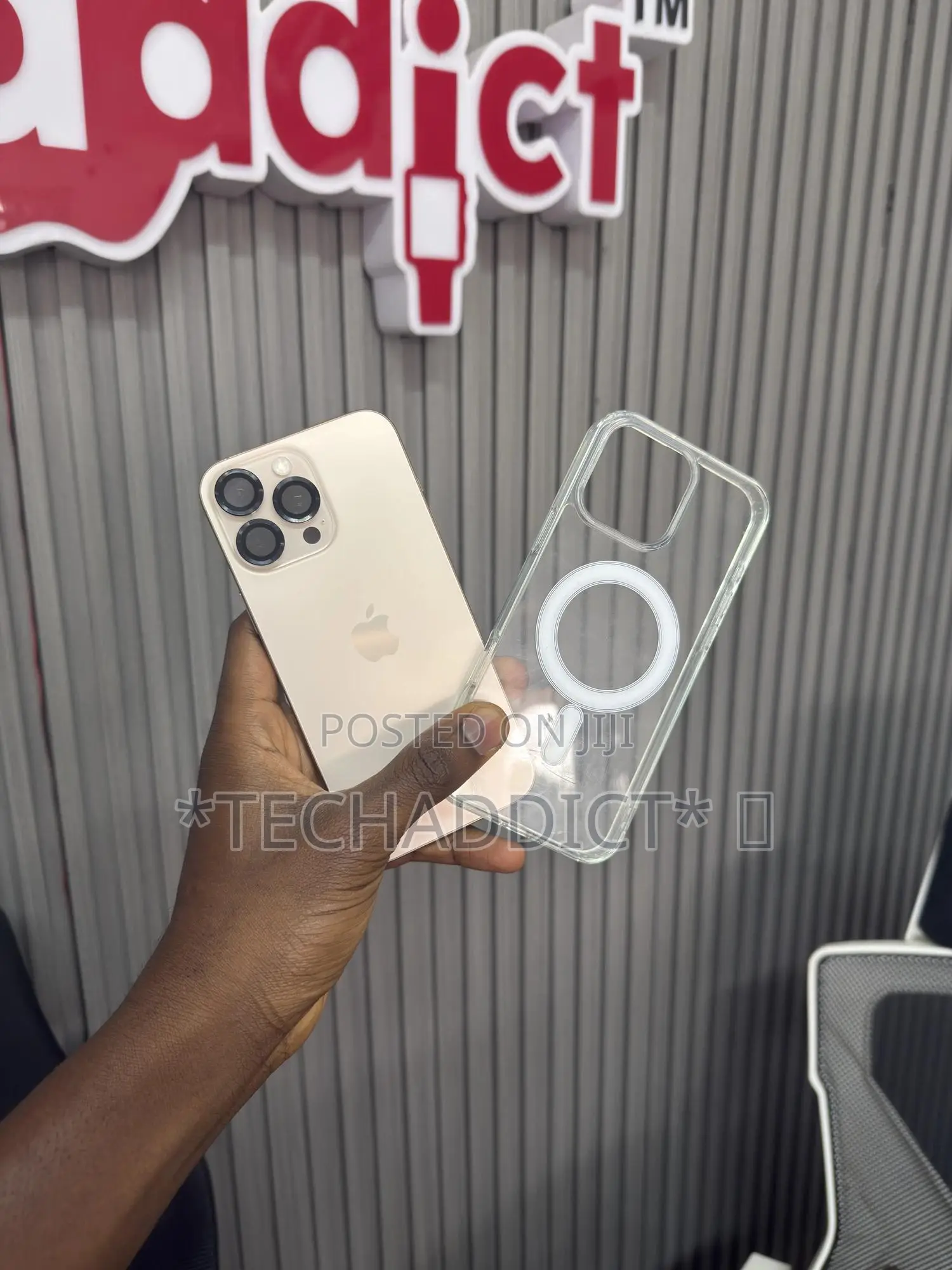 Apple iPhone 16 Pro Max 256 GB Gold