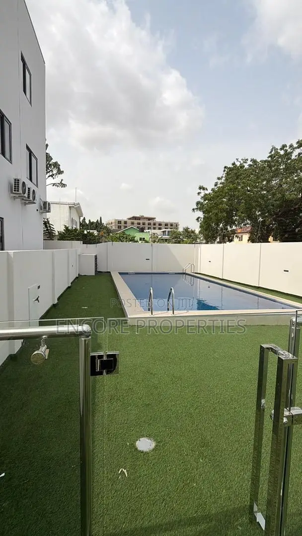 5bdrm House in East Legon for rent