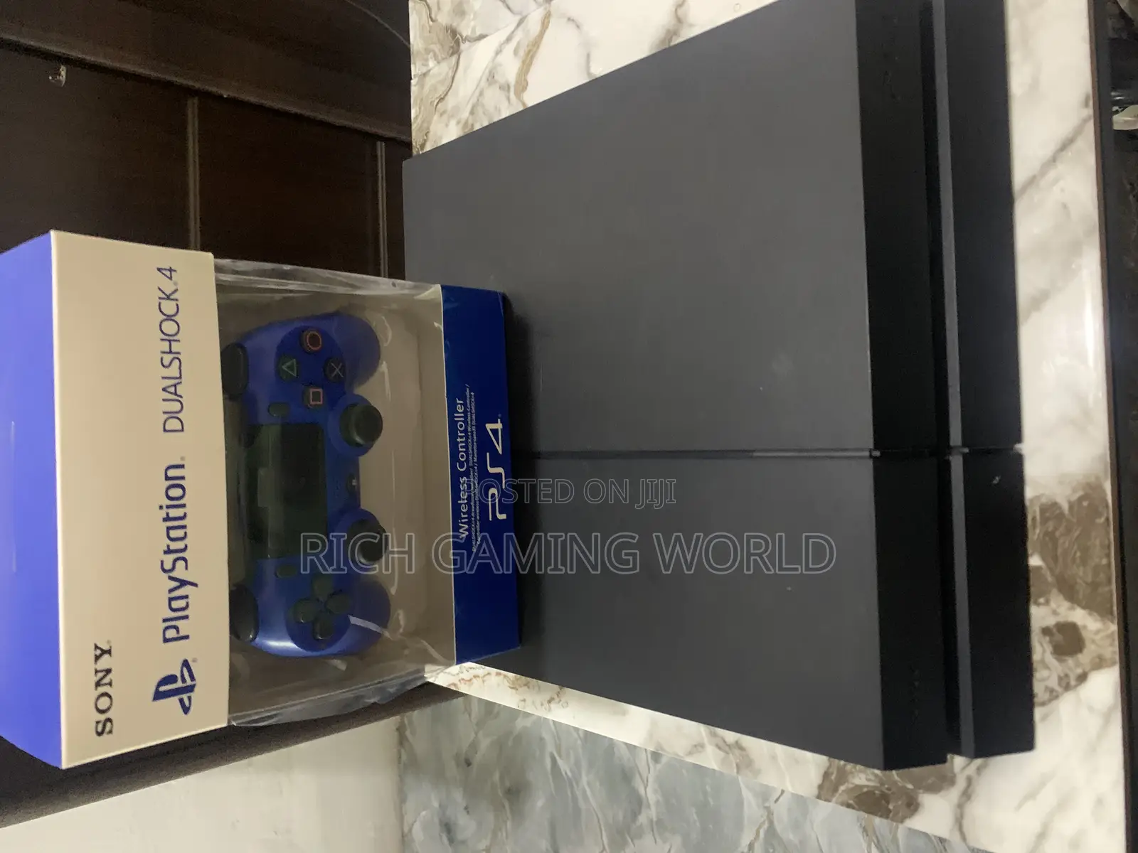 Ps4 Standard With 10 Latest Games Will Be Installed ( Jailbreak)