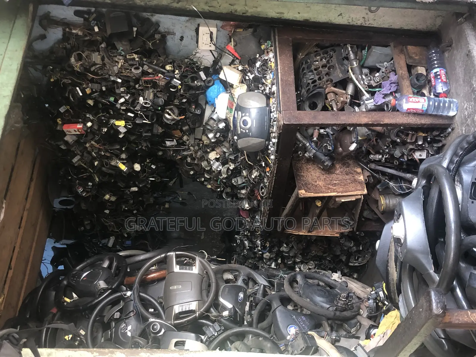 All Car Steering and Horn Plates Available