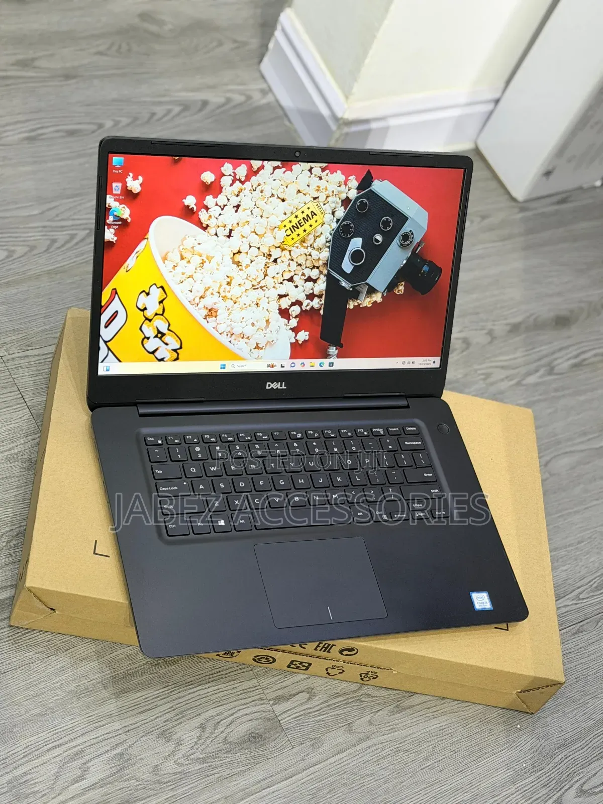 Laptop Dell Vostro 5481 16GB Intel Core i5 HDD+SSD 750GB