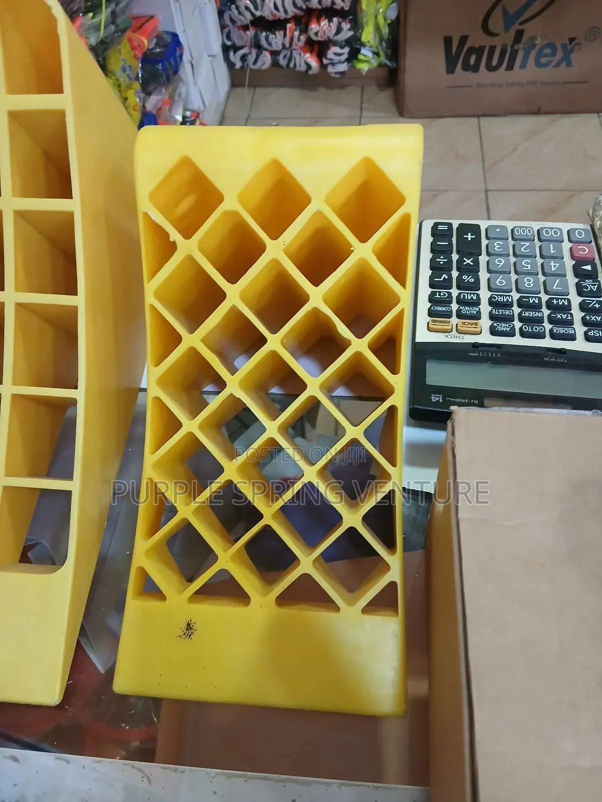 Vehicle And Truck Wheel Stopper