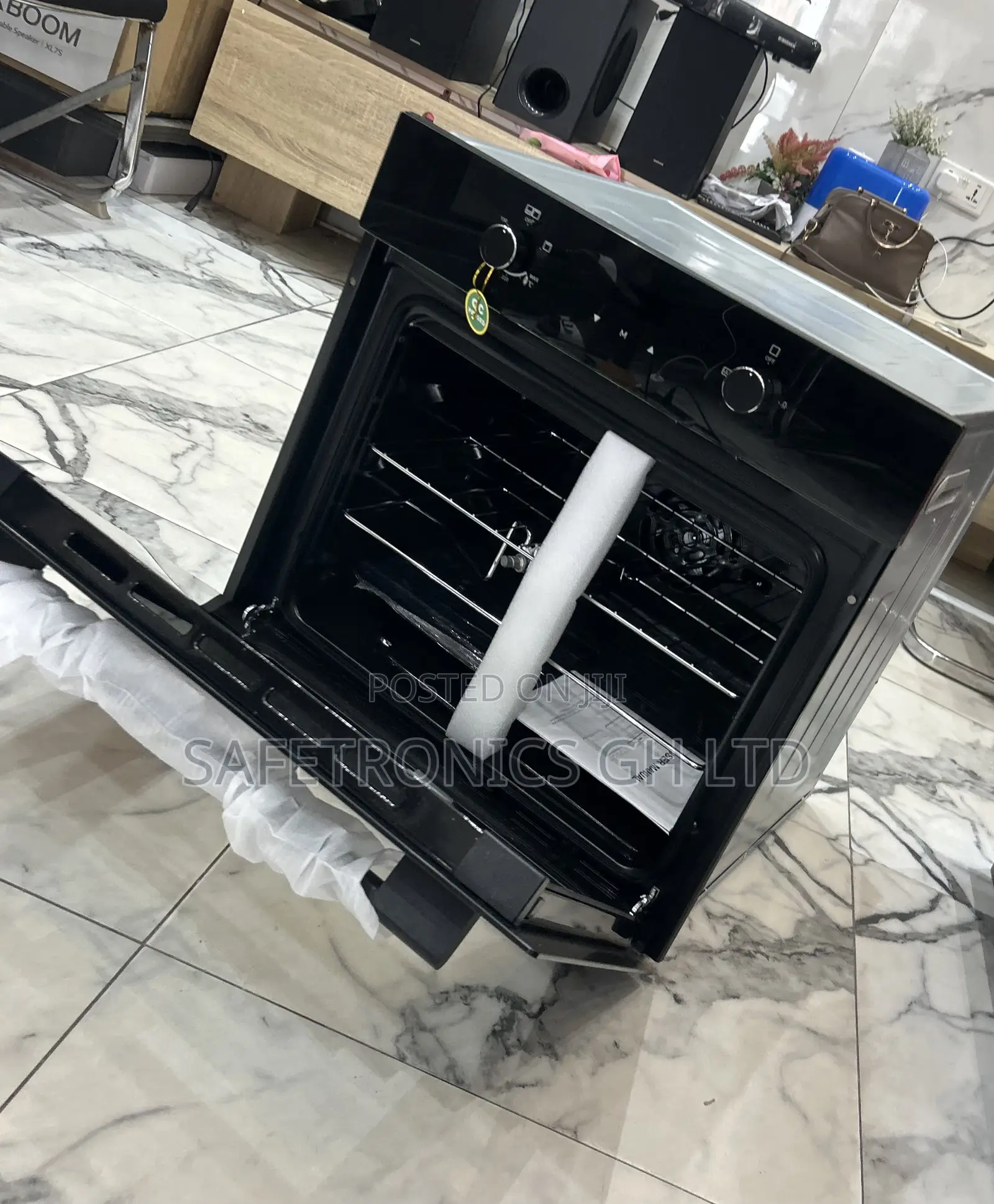 Just Purchase Kenwood Black Built-in Gas Oven