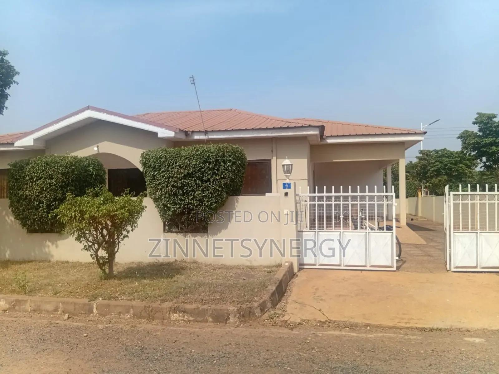 2bdrm House in Devtraco, Tema Metropolitan for rent