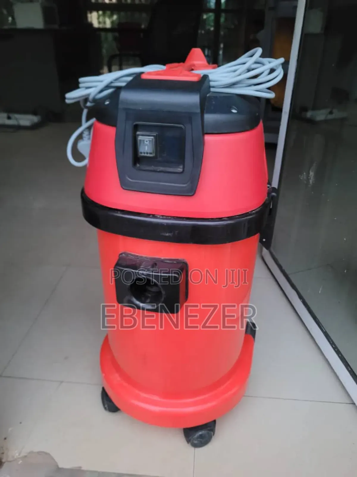 Vacuum Cleaner