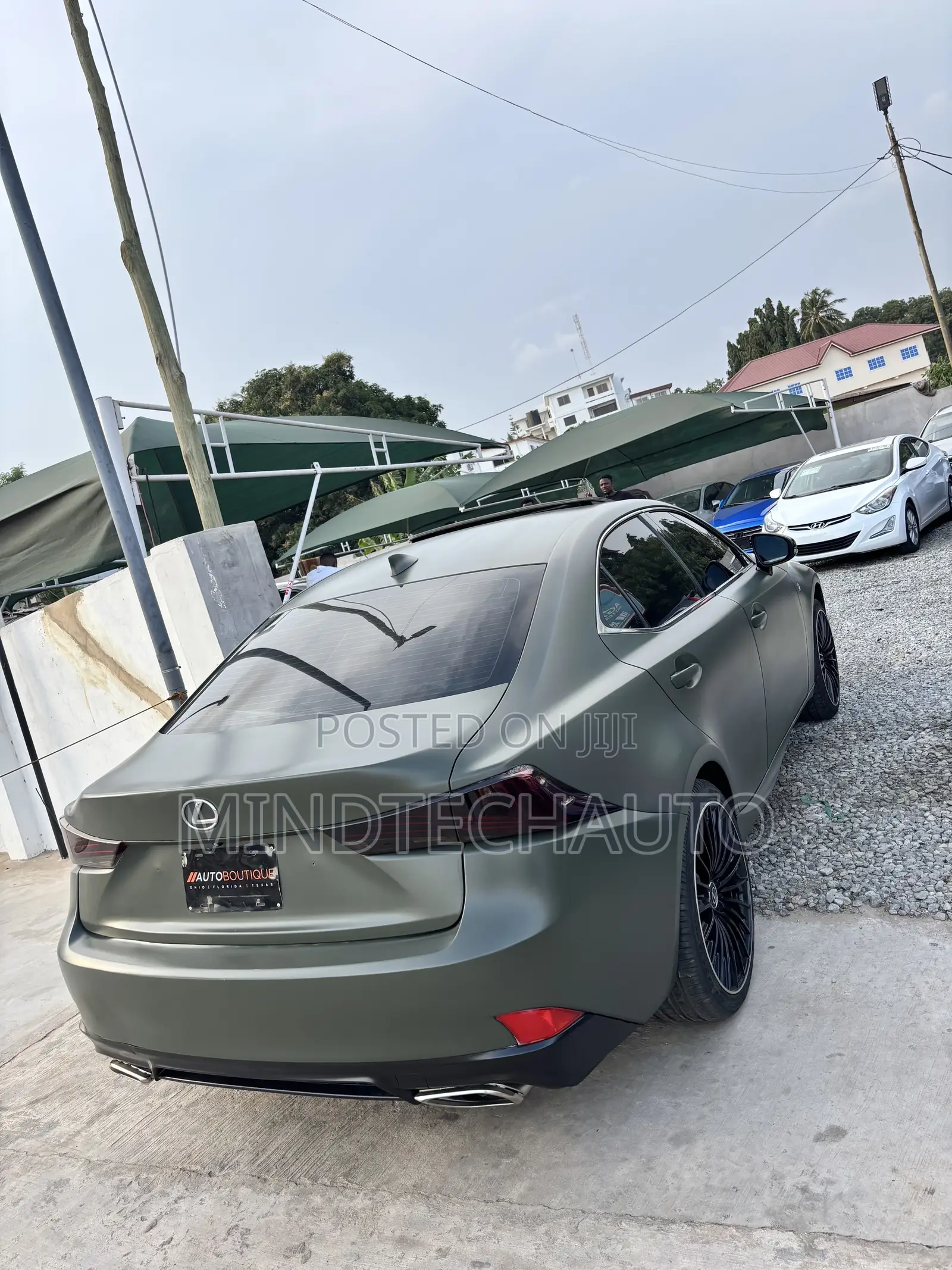 Lexus LS 2017 Green