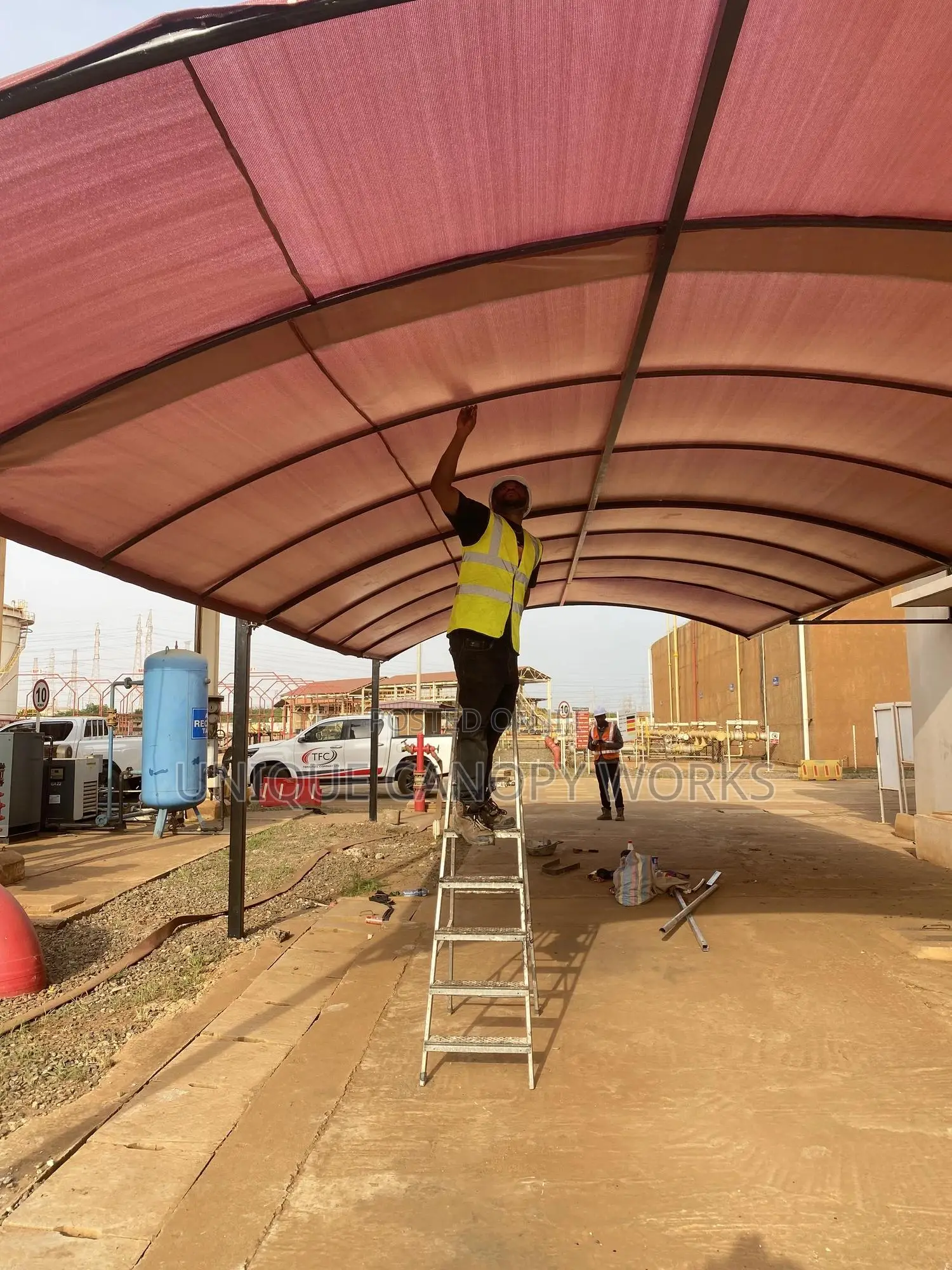 Unique Canopy