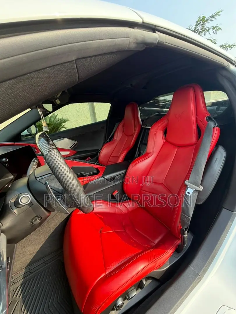 Chevrolet Corvette 2022 White