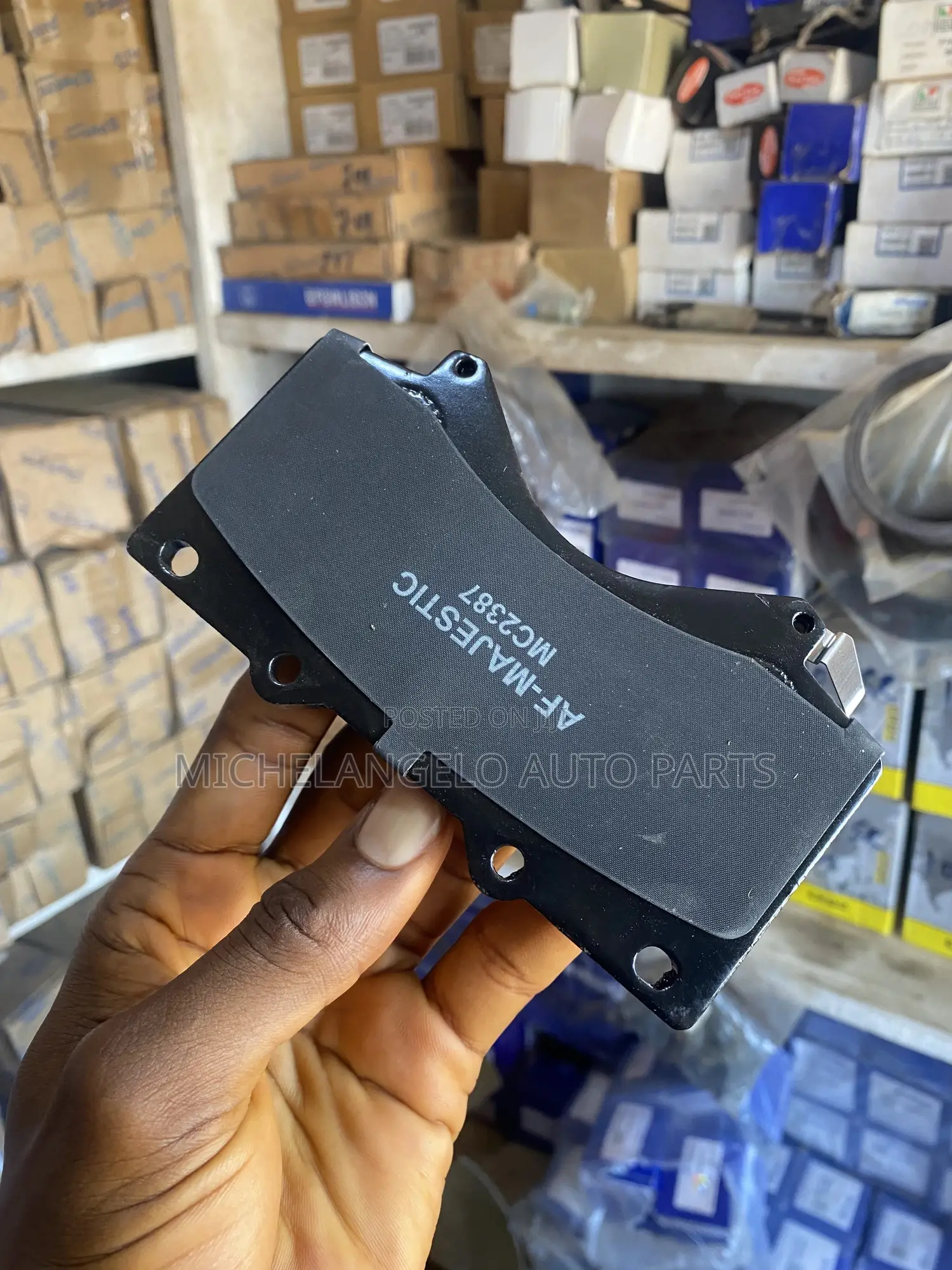 Front Brake Pad Toyota Tundra V8 2010 - 2018