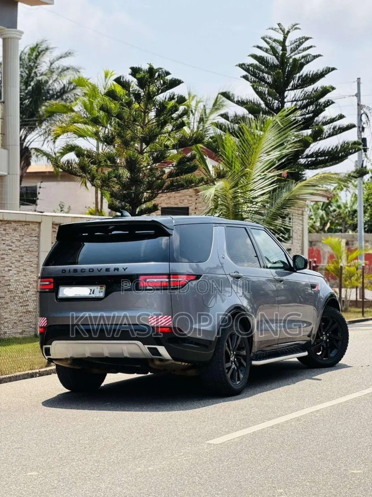 Land Rover Discovery 2020 Gray