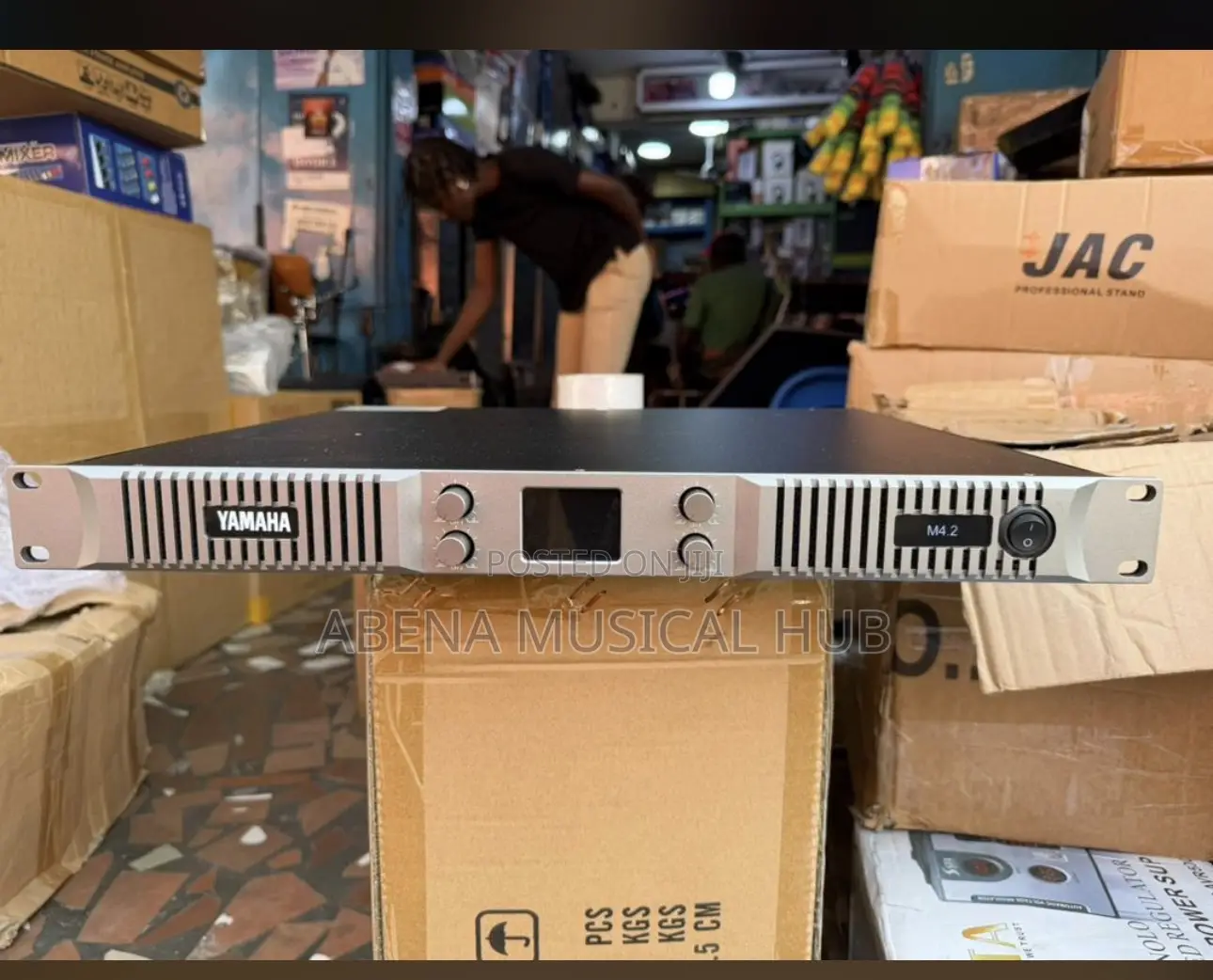 Yamaha 4 Channel Mid Amplifier